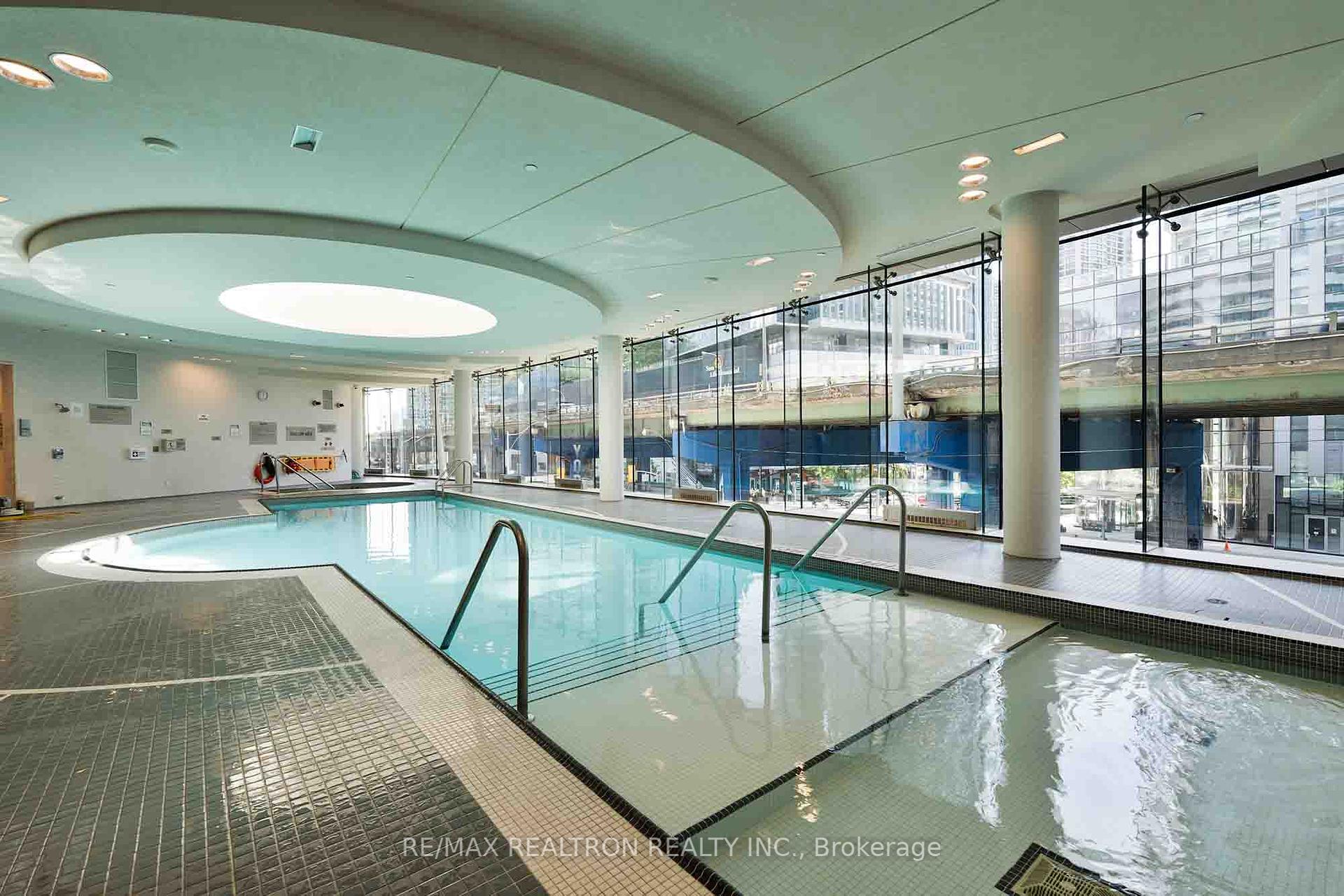 #2704 - 14 York St, Toronto, ON M5J0B1 | 1 Bedroom 1 Bathroom Condo Apt | Image 28