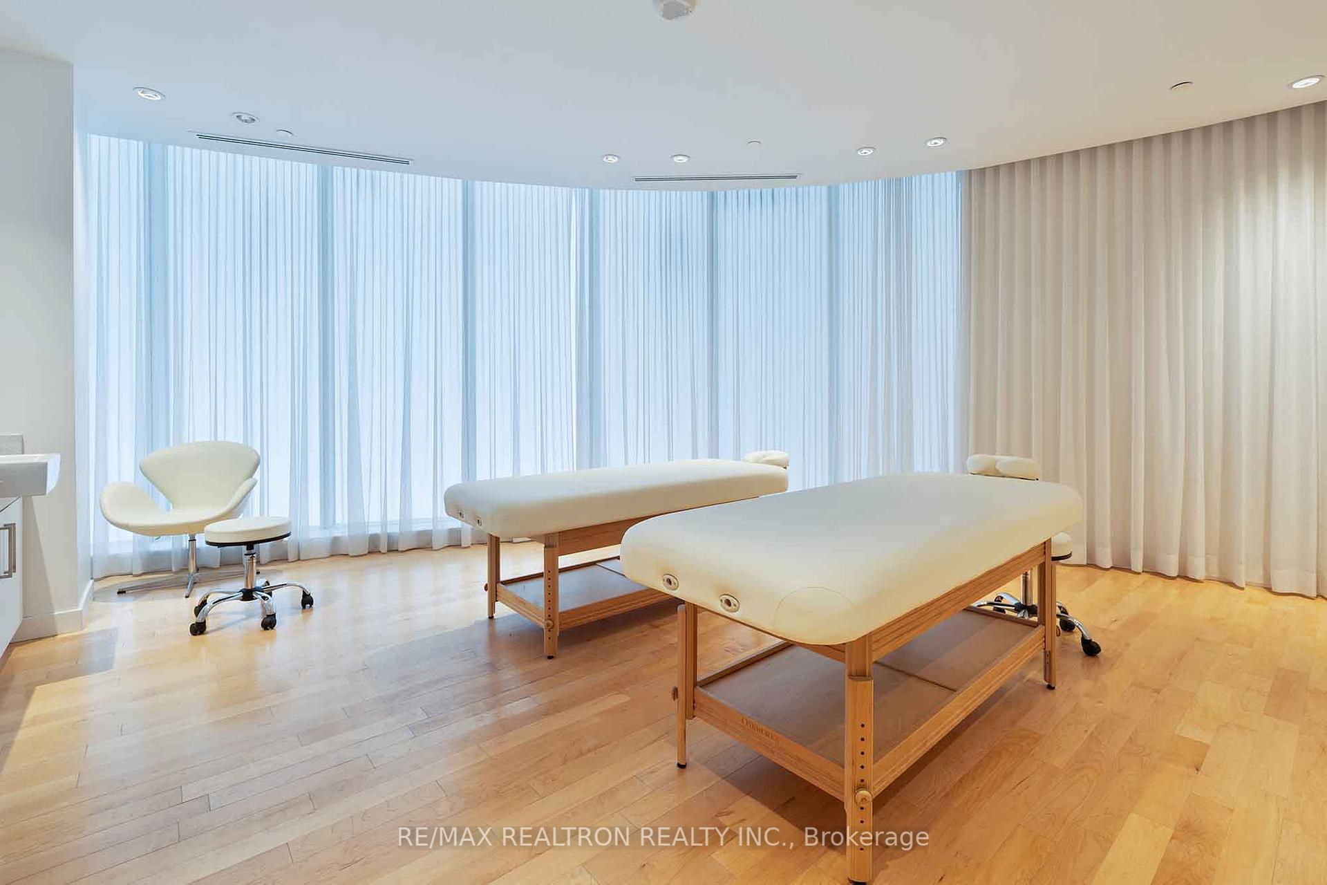 #2704 - 14 York St, Toronto, ON M5J0B1 | 1 Bedroom 1 Bathroom Condo Apt | Image 31