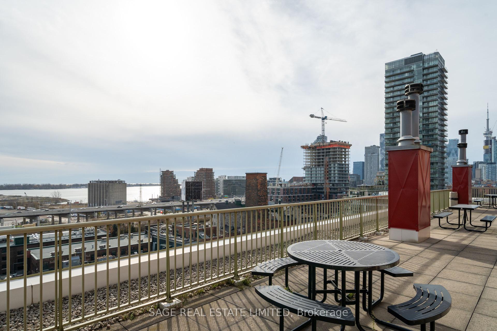 #704 - 70 Mill St, Toronto, ON M5A4R1 | 1 Bedroom 1 Bathroom Condo Apt | Image 1