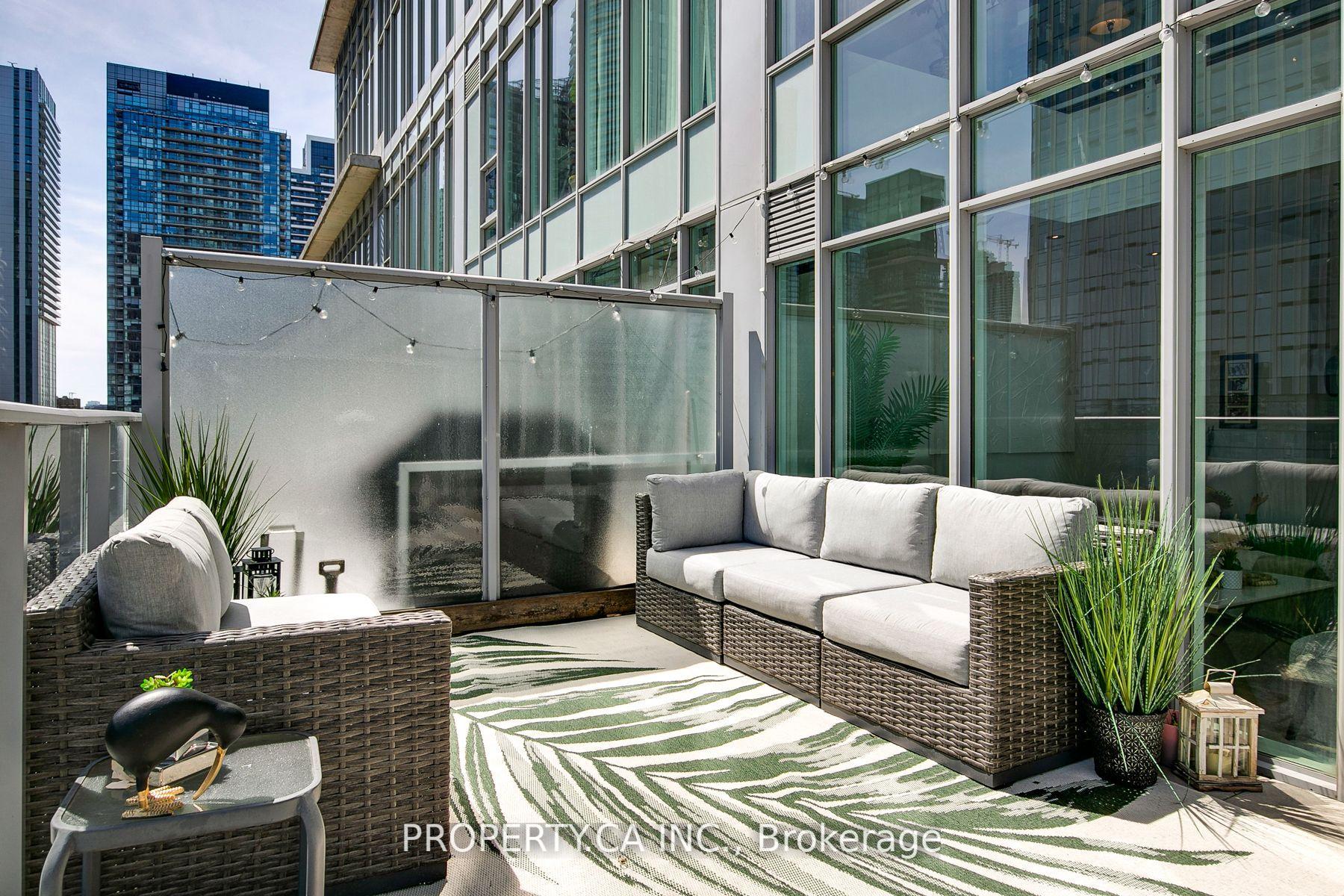 #UPH19 - 21 Nelson St, Toronto, ON M5V3H9 | 1 Bedroom 2 Bathroom Condo Apt | Image 19