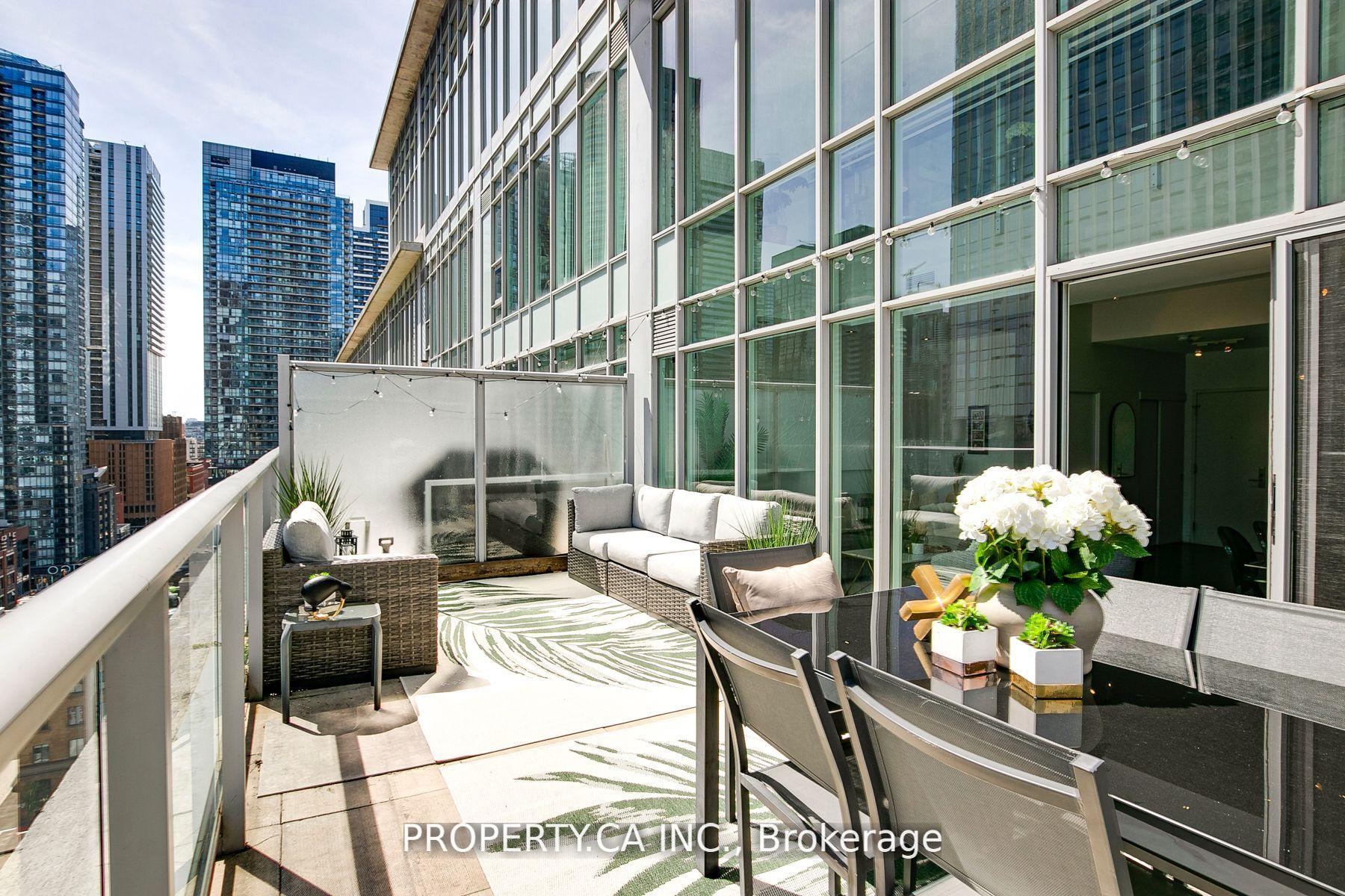 #UPH19 - 21 Nelson St, Toronto, ON M5V3H9 | 1 Bedroom 2 Bathroom Condo Apt | Image 20