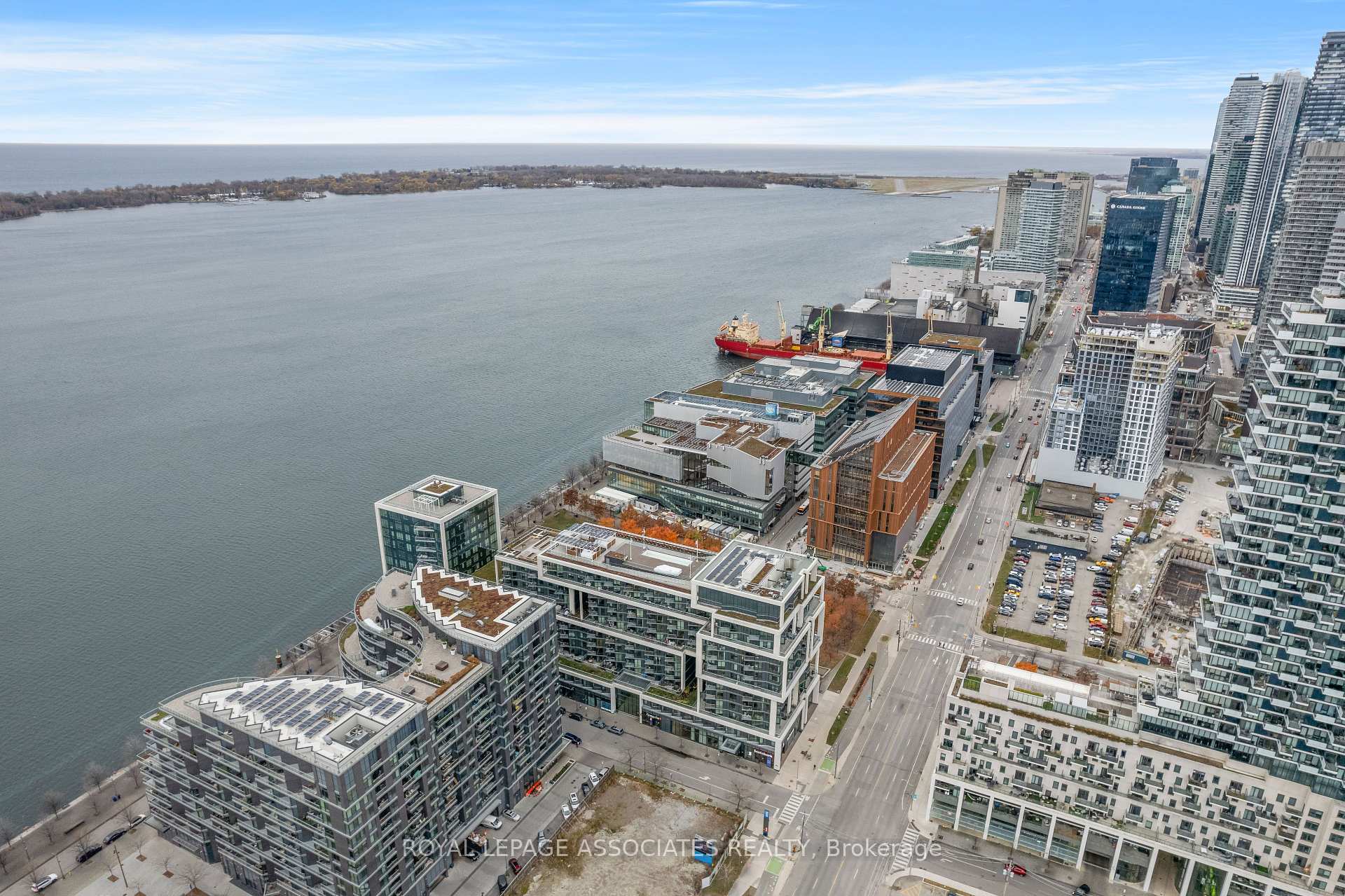 #507 - 15 Merchants' Wharf, Toronto, ON M5A0N8 | 1 Bedroom 1 Bathroom Condo Apt | Image 37