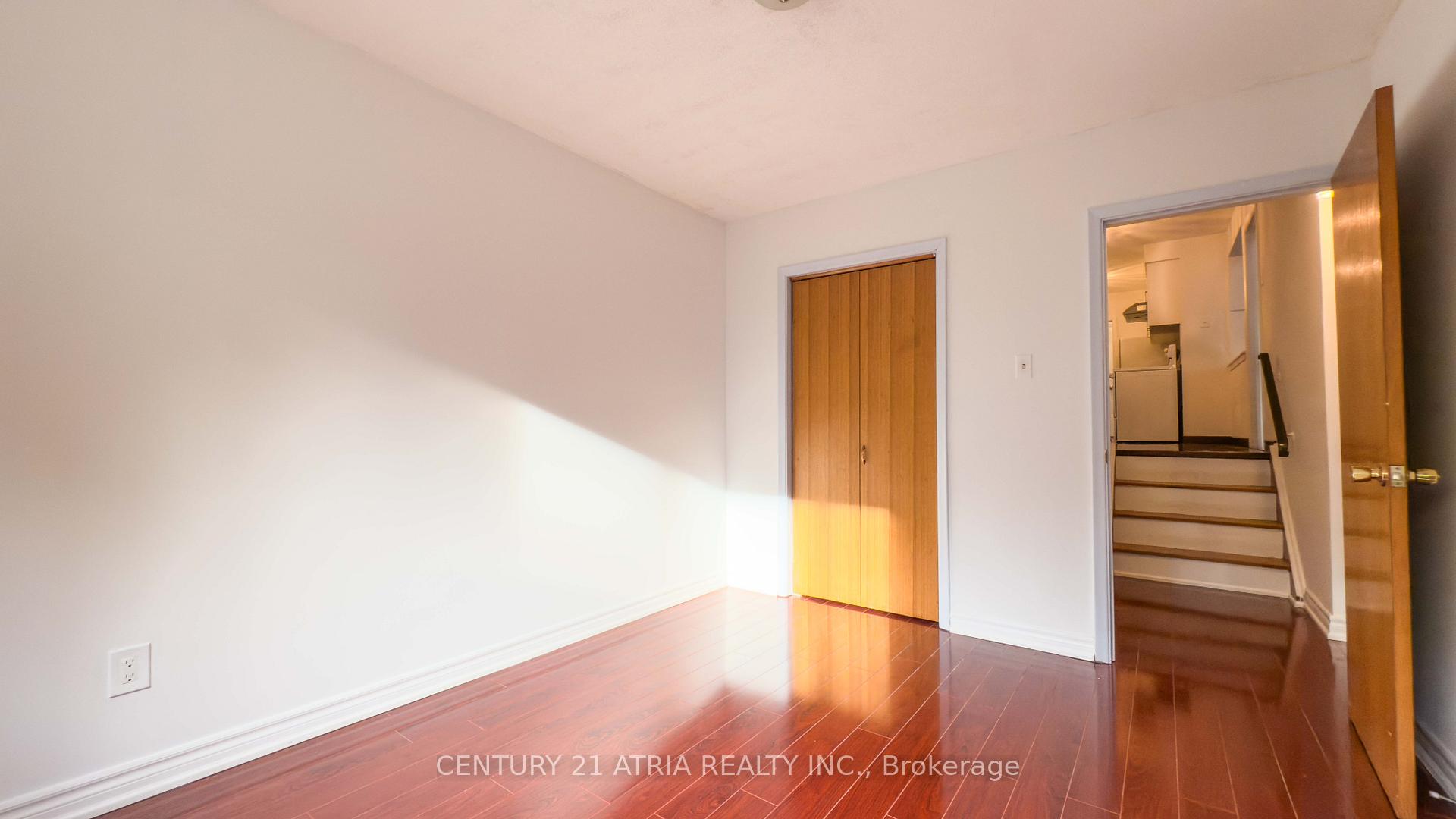 33 Hopperton Dr, Toronto, ON M2L2S5 | 4 Bedroom 2 Bathroom Detached House | Image 11