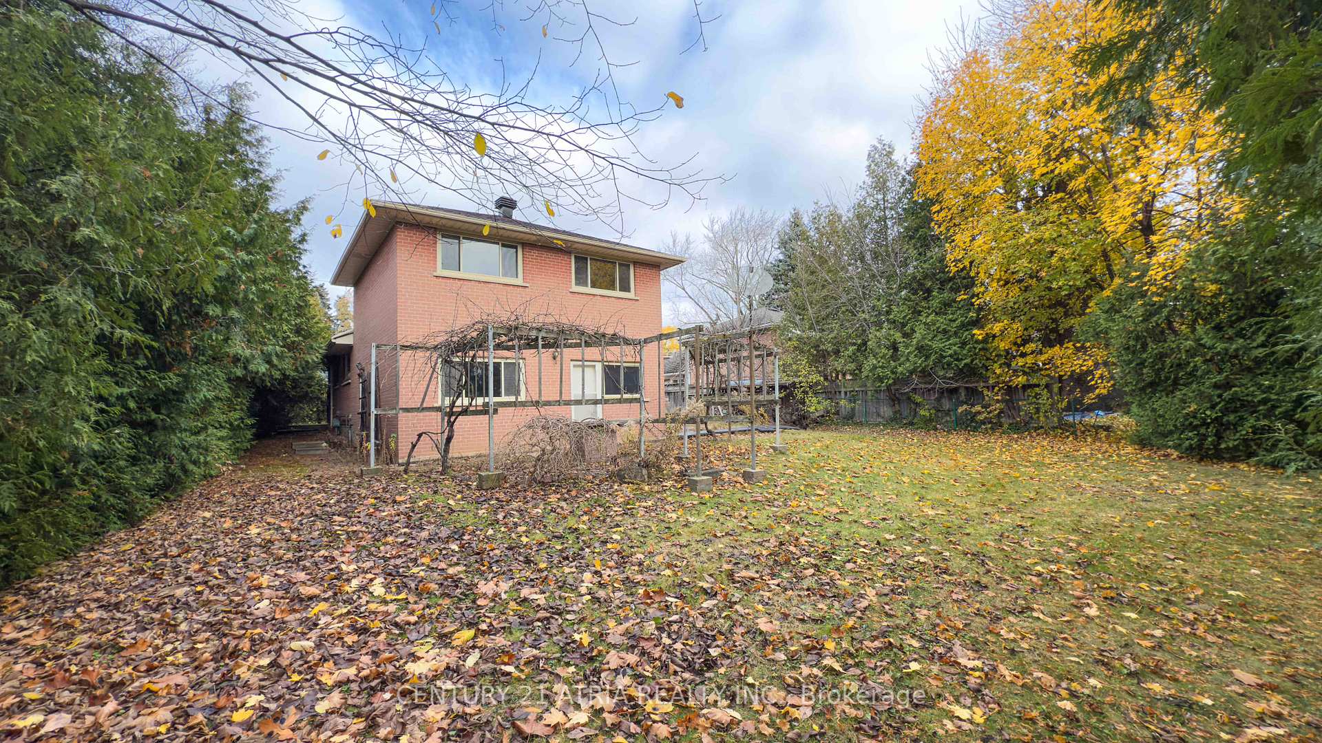 33 Hopperton Dr, Toronto, ON M2L2S5 | 4 Bedroom 2 Bathroom Detached House | Image 6