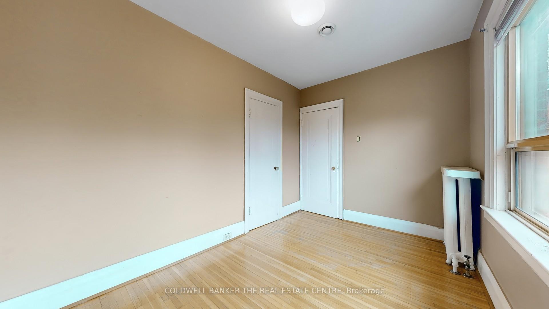 261 Winona Dr, Toronto, ON M6C3S6 | 4 Bedroom 2 Bathroom Detached House | Image 13