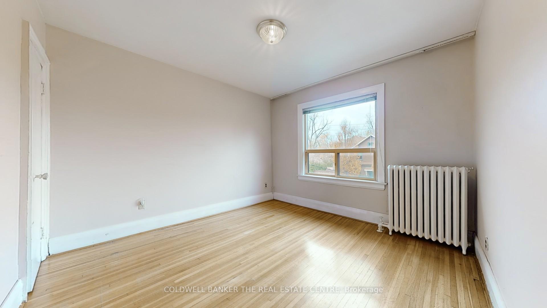 261 Winona Dr, Toronto, ON M6C3S6 | 4 Bedroom 2 Bathroom Detached House | Image 14