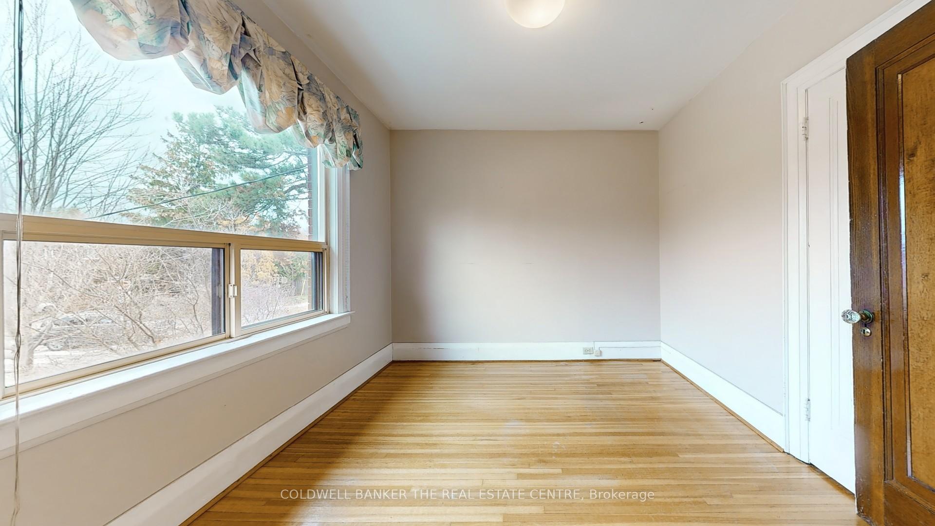 261 Winona Dr, Toronto, ON M6C3S6 | 4 Bedroom 2 Bathroom Detached House | Image 17