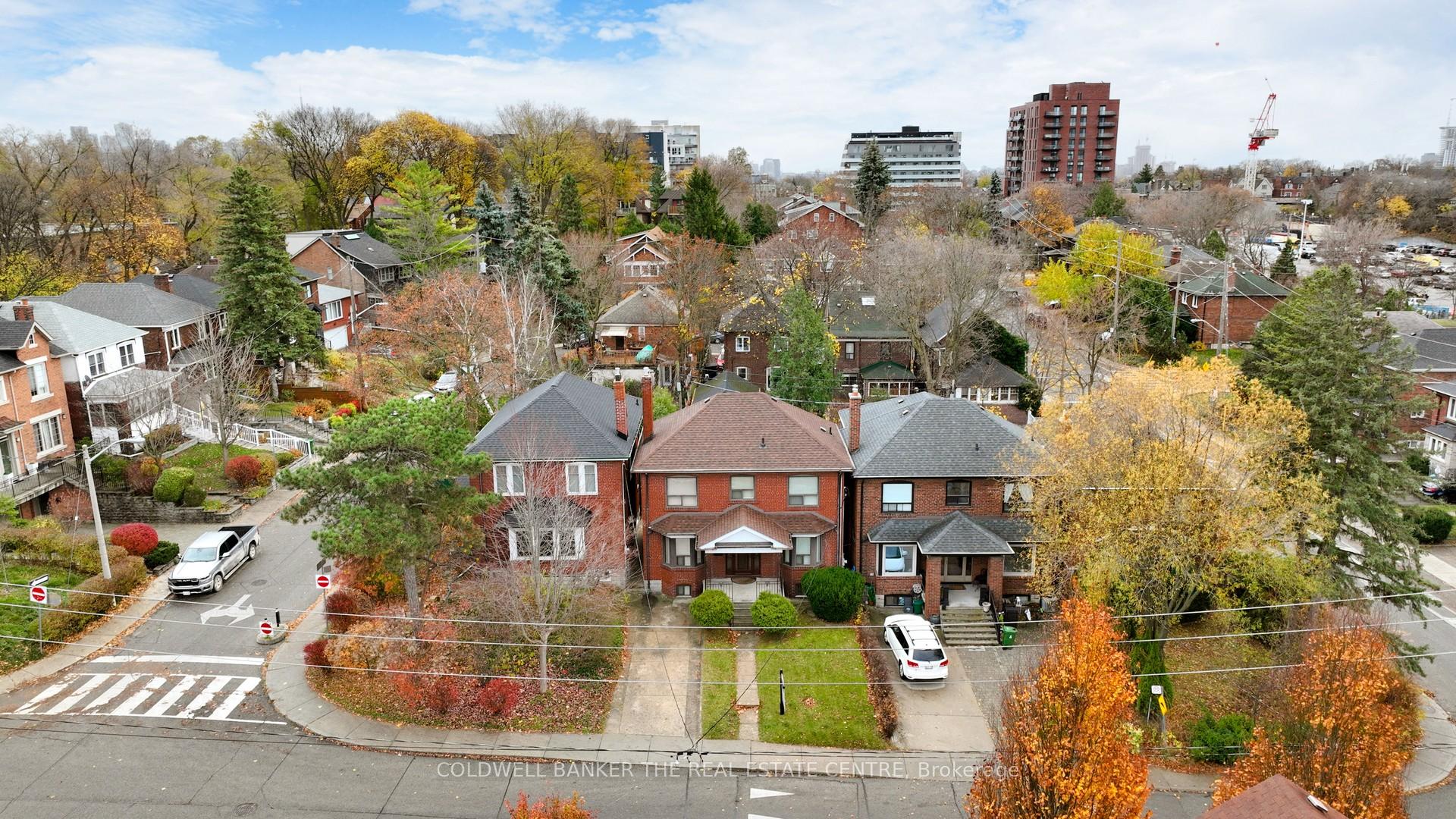 261 Winona Dr, Toronto, ON M6C3S6 | 4 Bedroom 2 Bathroom Detached House | Image 30