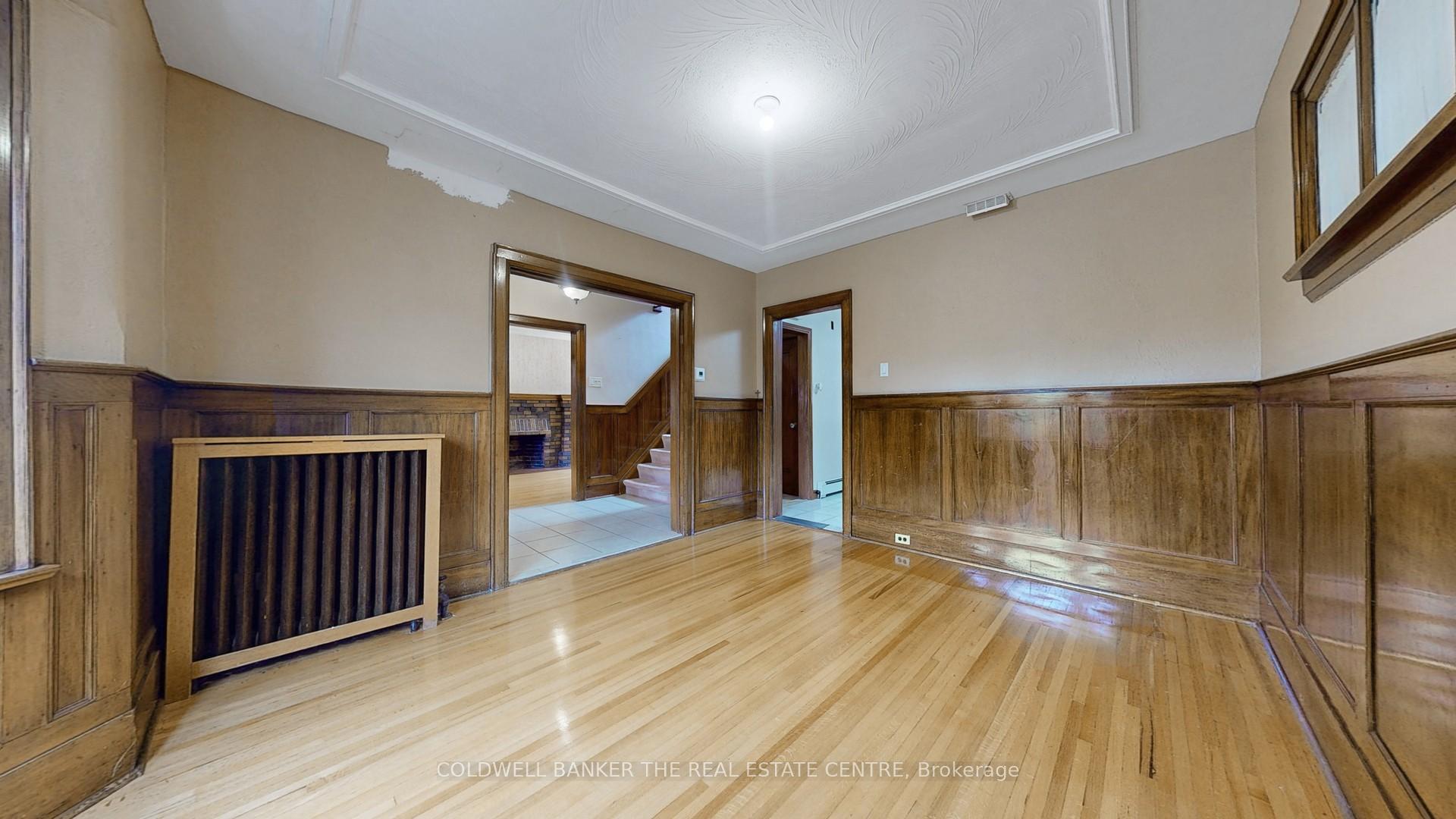 261 Winona Dr, Toronto, ON M6C3S6 | 4 Bedroom 2 Bathroom Detached House | Image 6