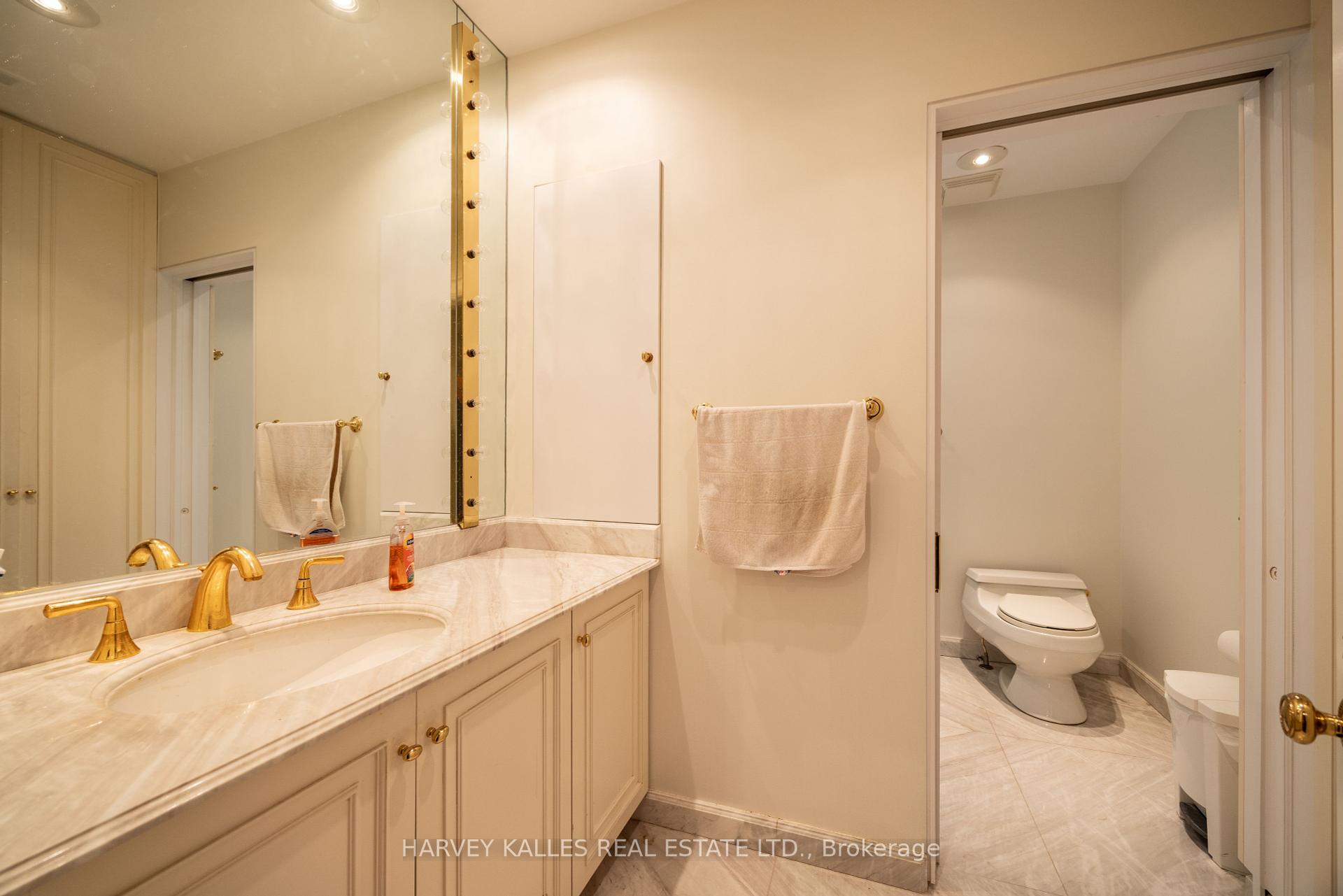 6 Versailles Crt, Toronto, ON M3B2A9 | 4 Bedroom 5 Bathroom Detached House | Image 28