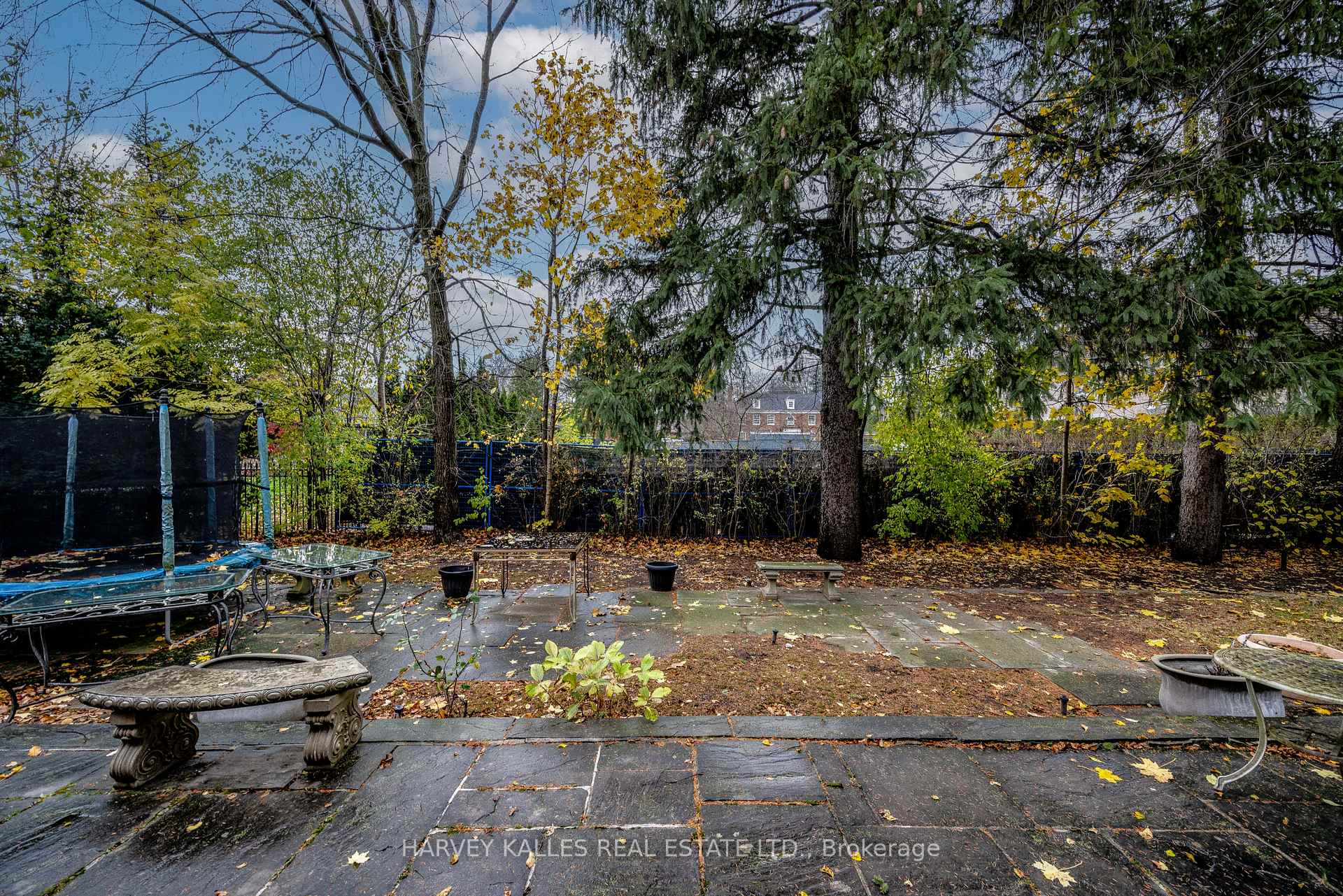 6 Versailles Crt, Toronto, ON M3B2A9 | 4 Bedroom 5 Bathroom Detached House | Image 40