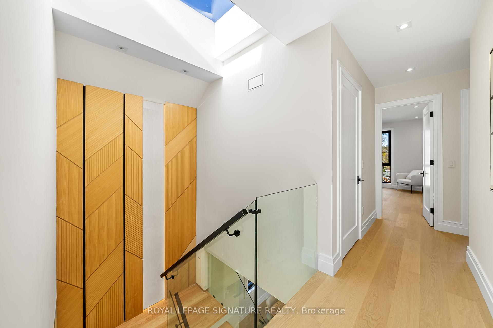551 Broadway Ave, Toronto, ON M4G2S2 | 4 Bedroom 5 Bathroom Detached House | Image 15
