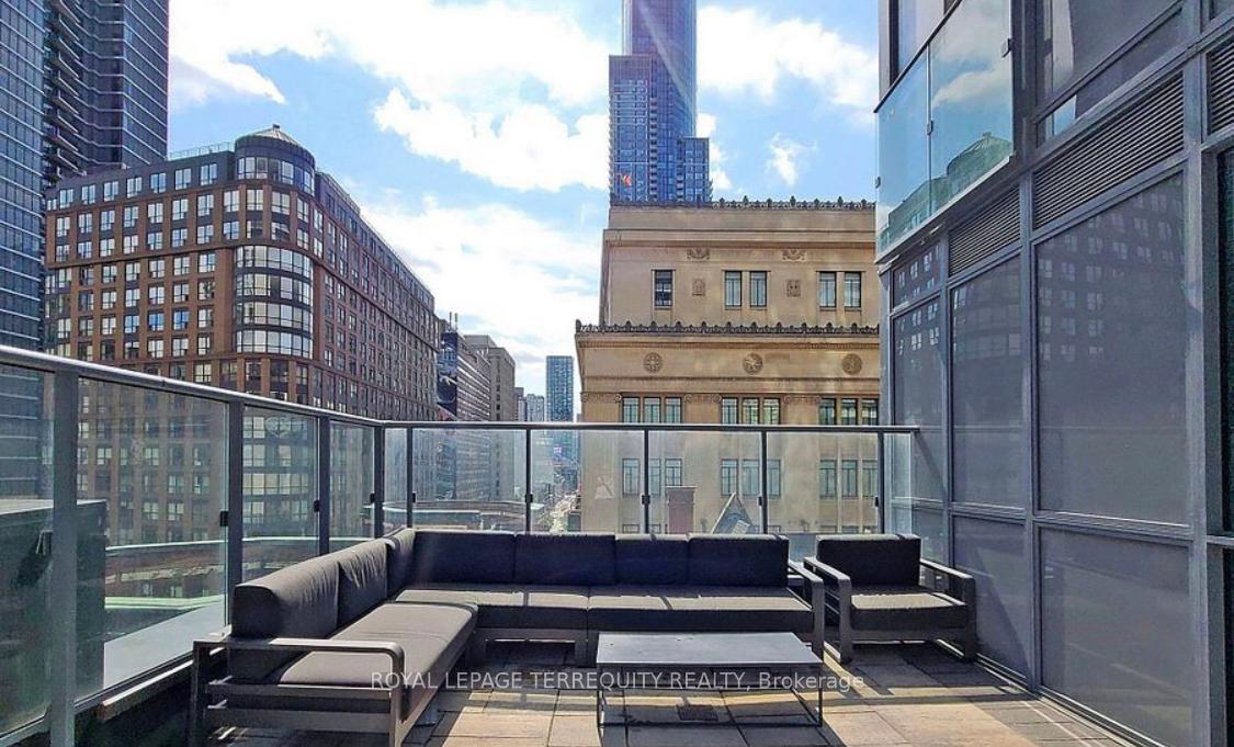 #3702 - 7 Grenville St W, Toronto, ON M4Y0E9 | 0 Bedroom 1 Bathroom Condo Apt | Image 25