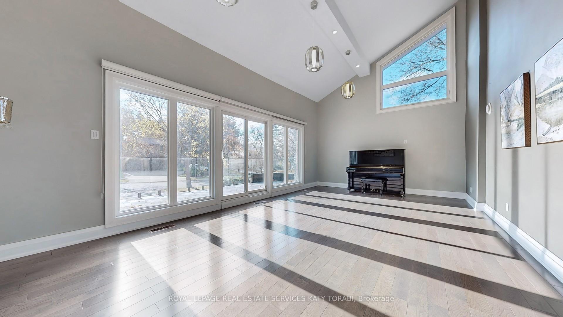 136 Denlow Blvd, Toronto, ON M3B3J2 | 4 Bedroom 5 Bathroom Detached House | Image 12