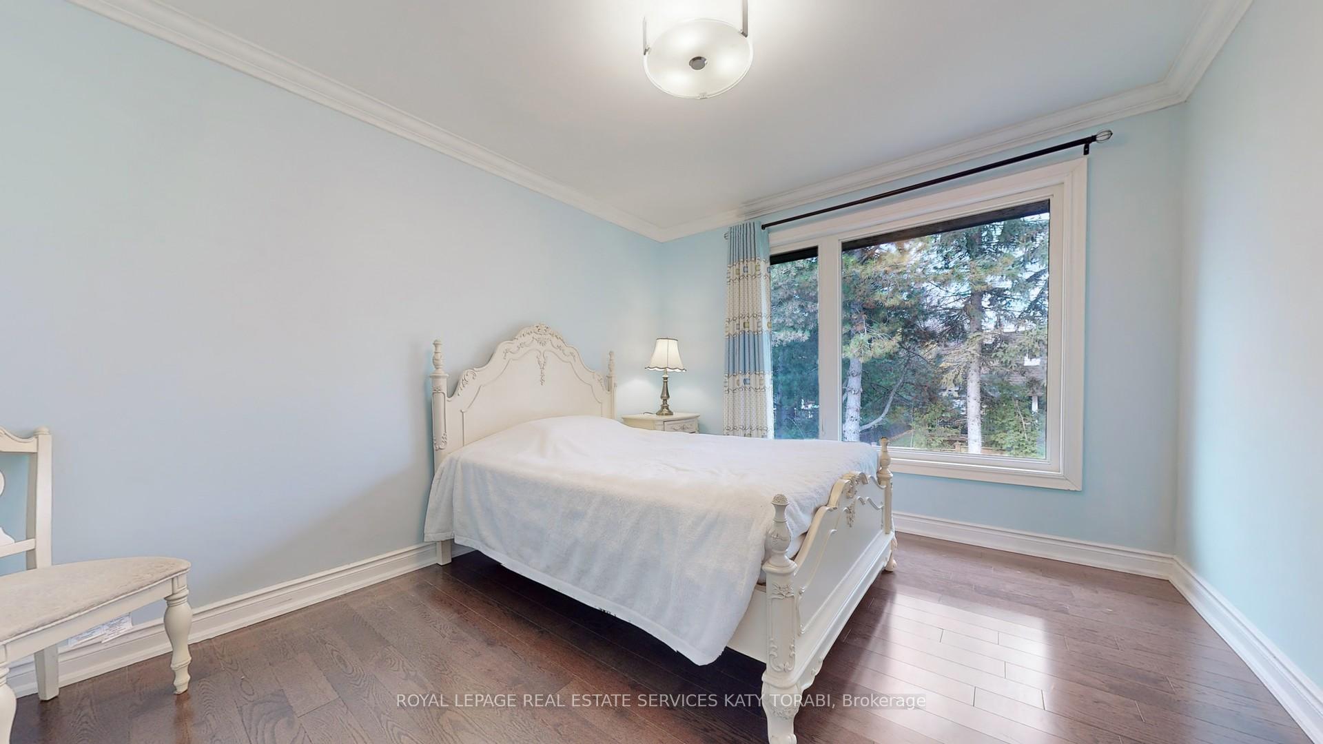 136 Denlow Blvd, Toronto, ON M3B3J2 | 4 Bedroom 5 Bathroom Detached House | Image 31