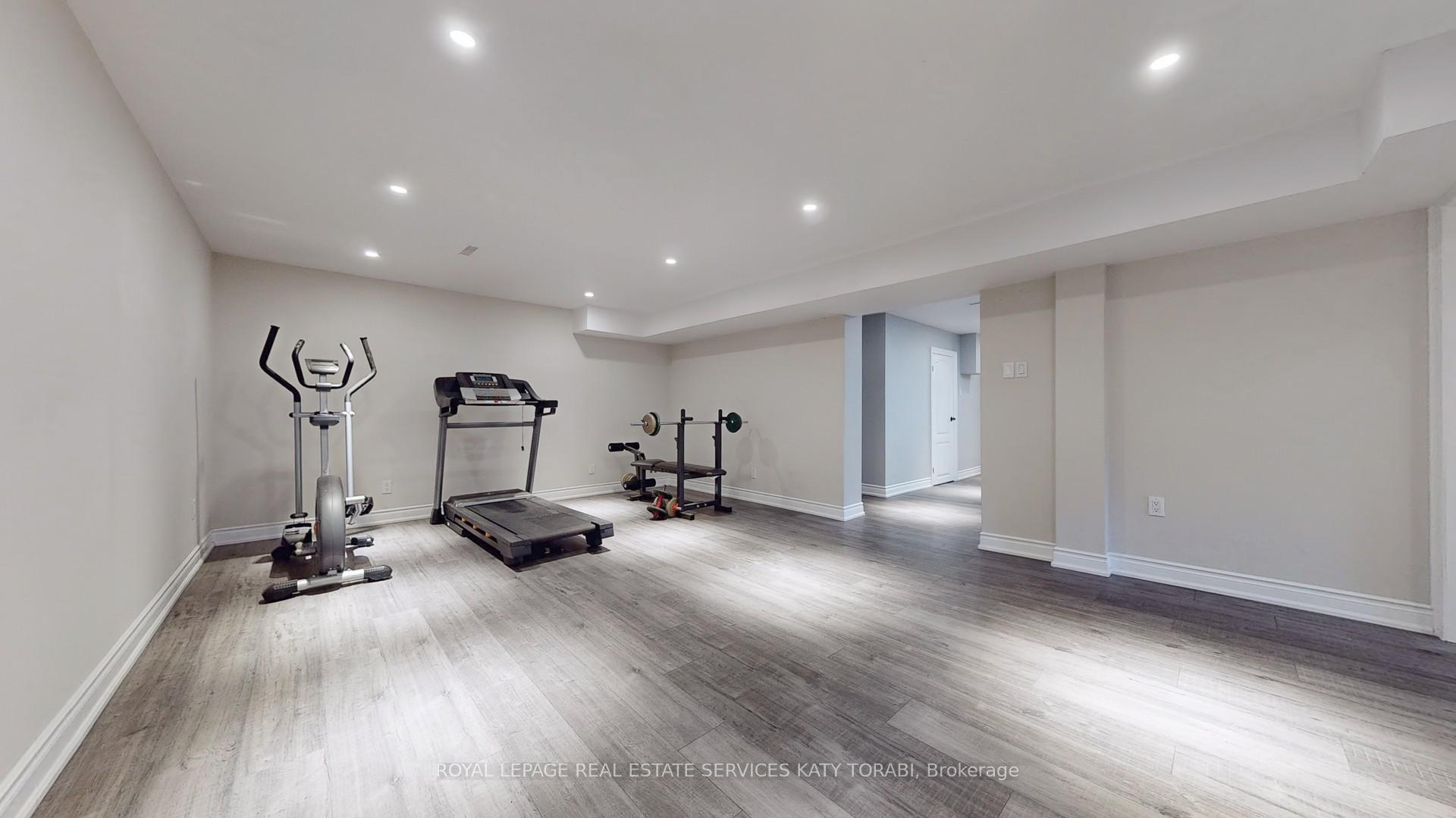 136 Denlow Blvd, Toronto, ON M3B3J2 | 4 Bedroom 5 Bathroom Detached House | Image 33