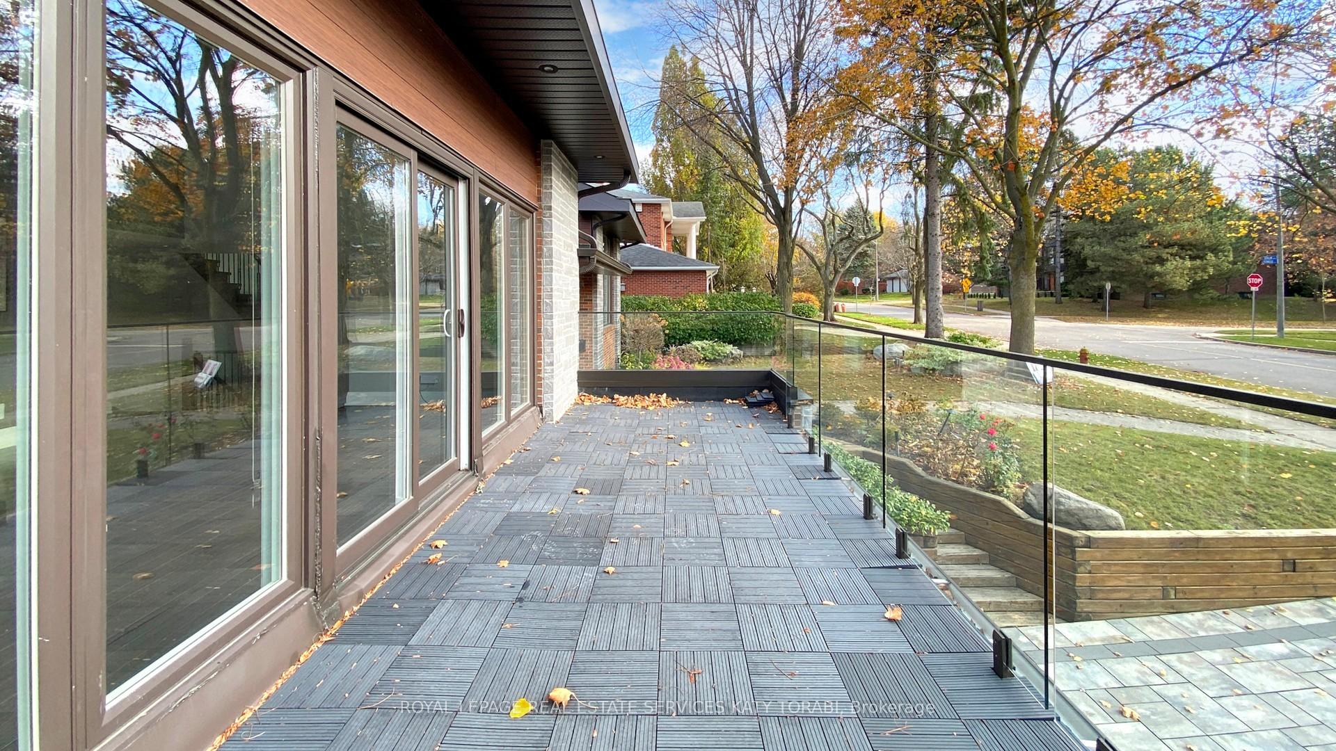 136 Denlow Blvd, Toronto, ON M3B3J2 | 4 Bedroom 5 Bathroom Detached House | Image 34