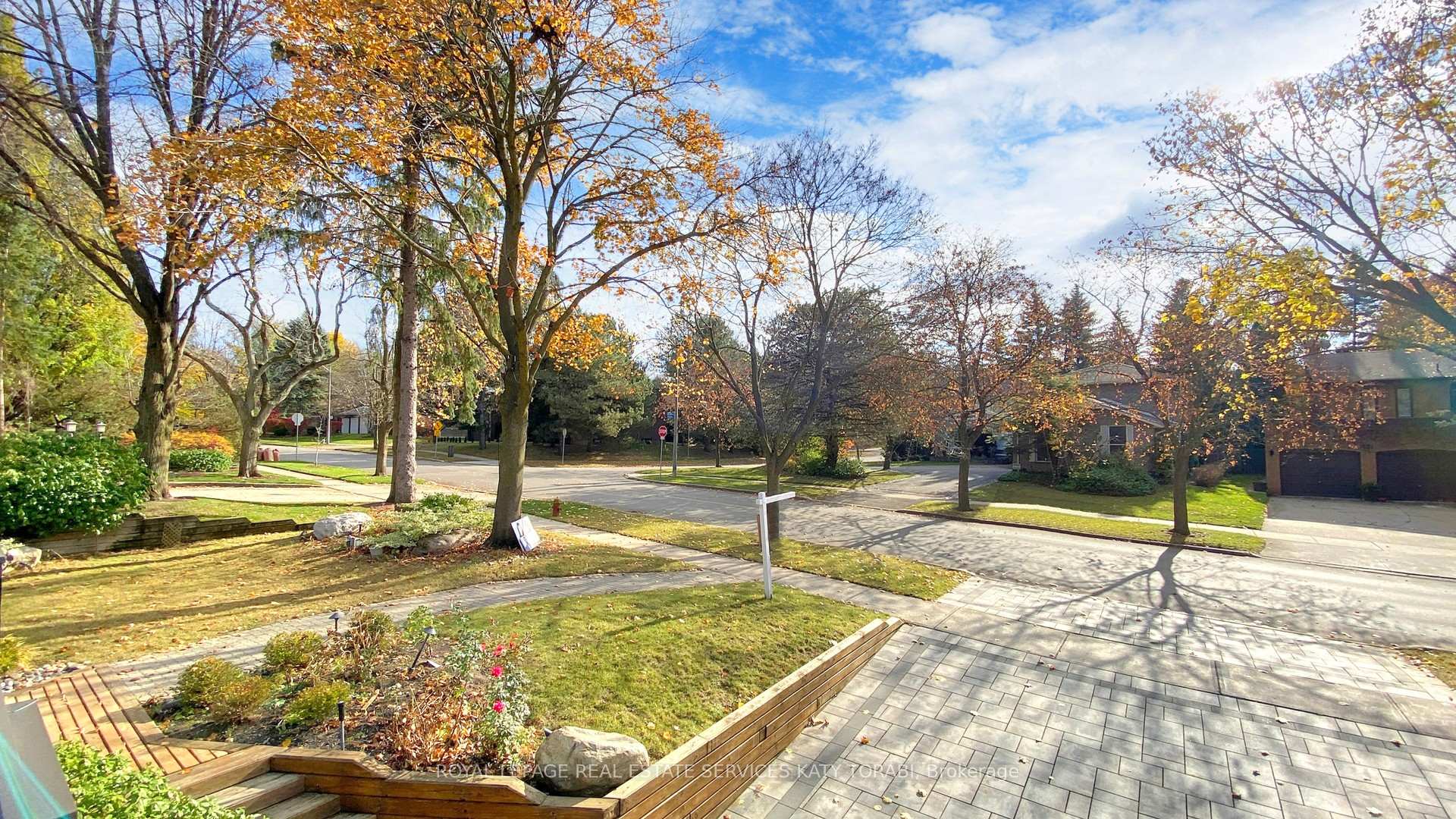 136 Denlow Blvd, Toronto, ON M3B3J2 | 4 Bedroom 5 Bathroom Detached House | Image 36