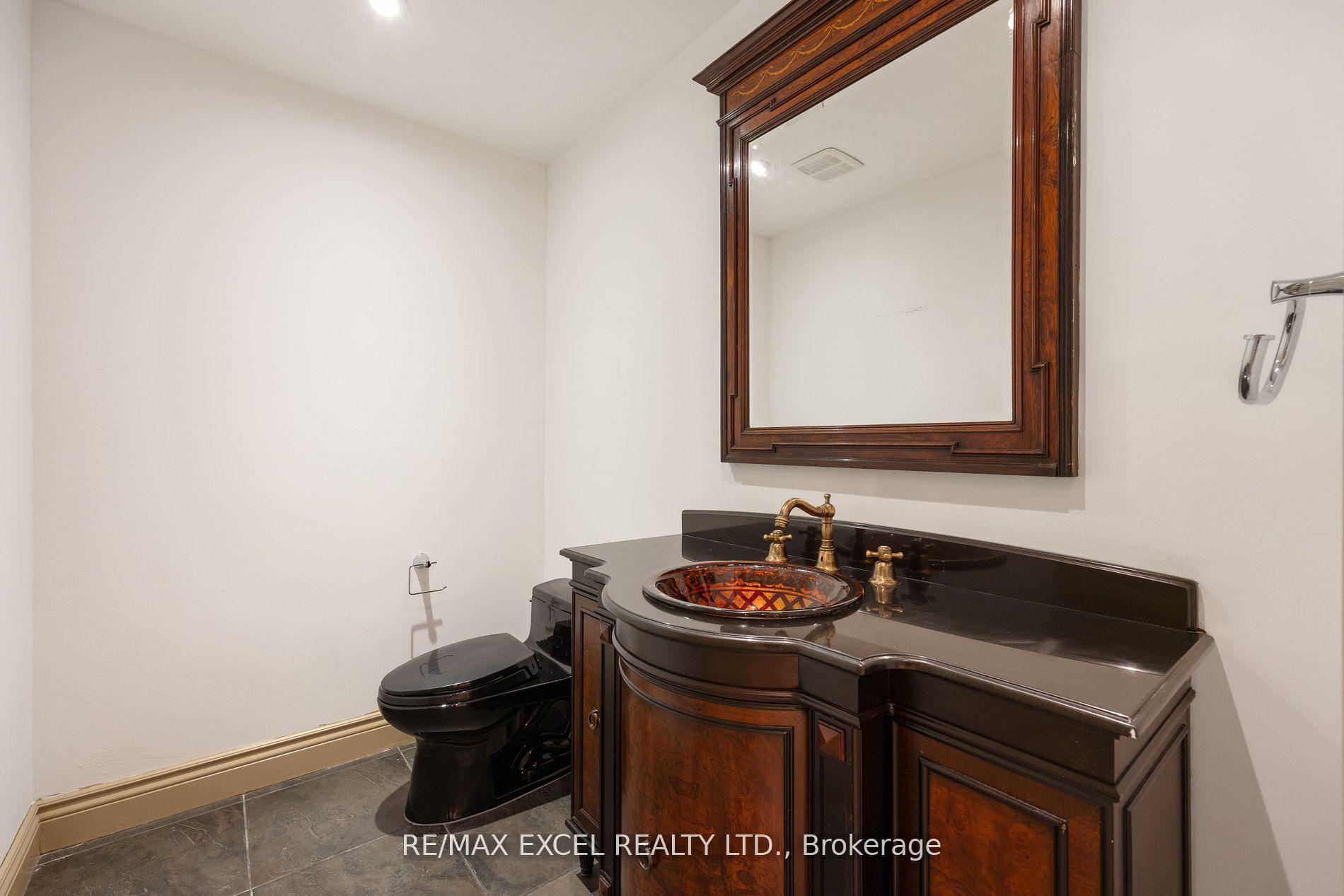 62 Wimpole Dr, Toronto, ON M2L2L3 | 4 Bedroom 6 Bathroom Detached House | Image 35