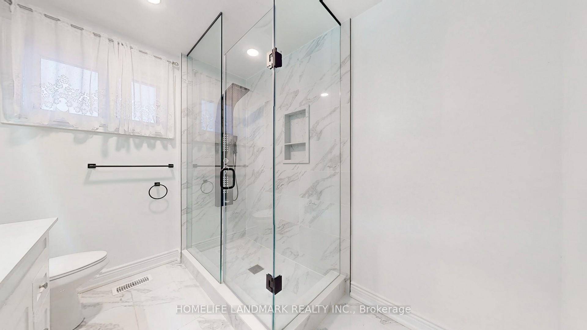 17 evermede Dr, Toronto, ON M3A2S2 | 3 Bedroom 2 Bathroom Detached House | Image 19