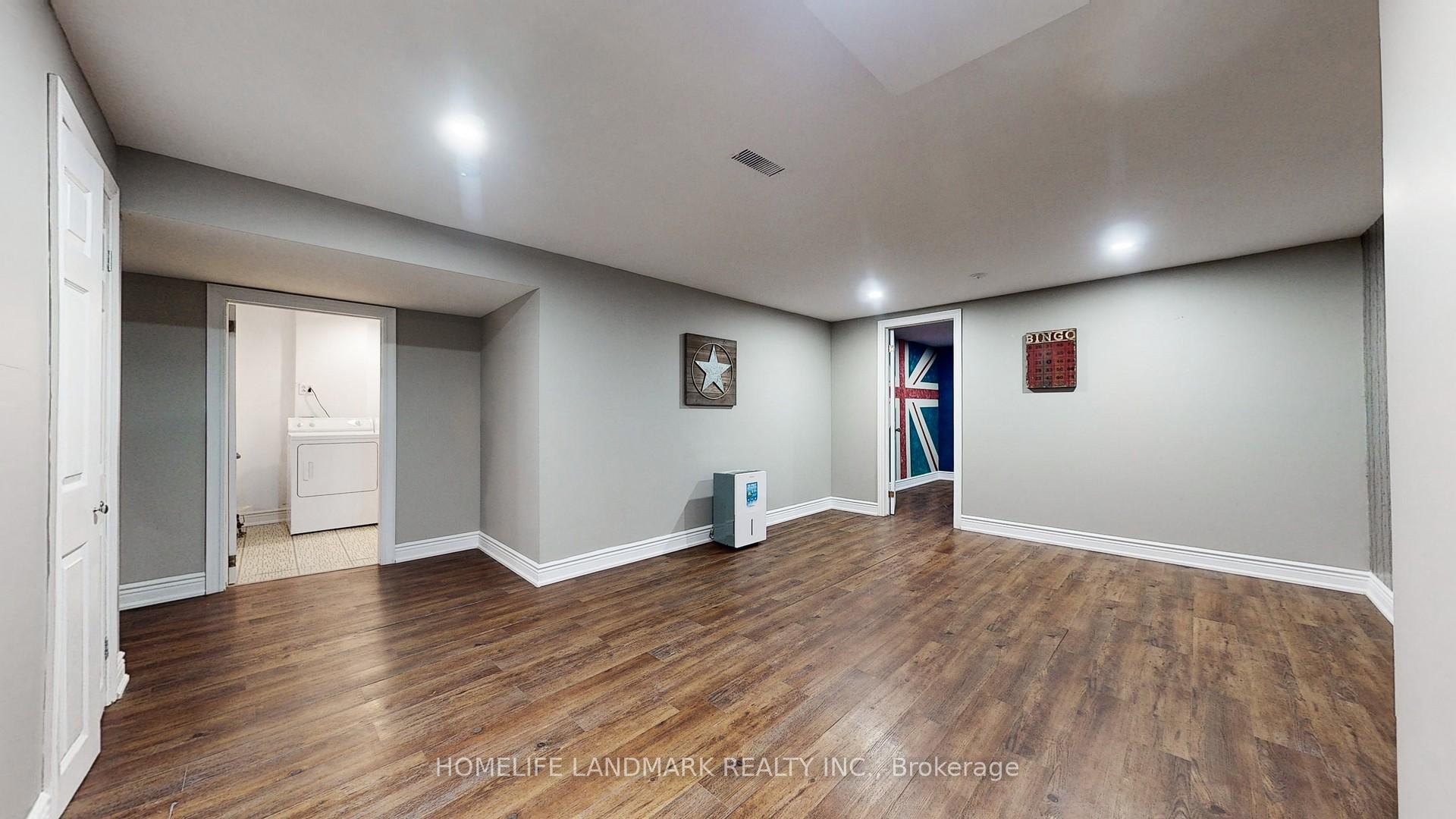 17 evermede Dr, Toronto, ON M3A2S2 | 3 Bedroom 2 Bathroom Detached House | Image 22