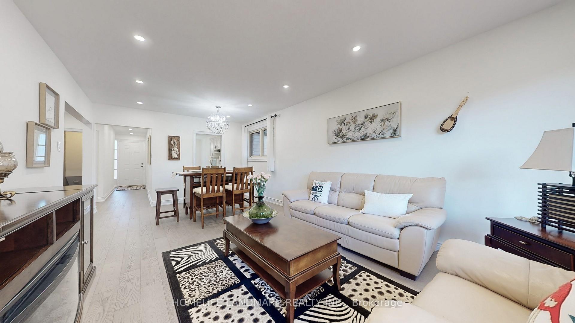 17 evermede Dr, Toronto, ON M3A2S2 | 3 Bedroom 2 Bathroom Detached House | Image 3