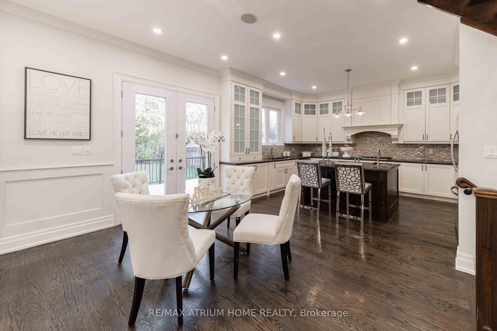 116 Church Ave, Toronto, ON M2N4G2 | 4 Bedroom 6 Bathroom Detached House | Image 12