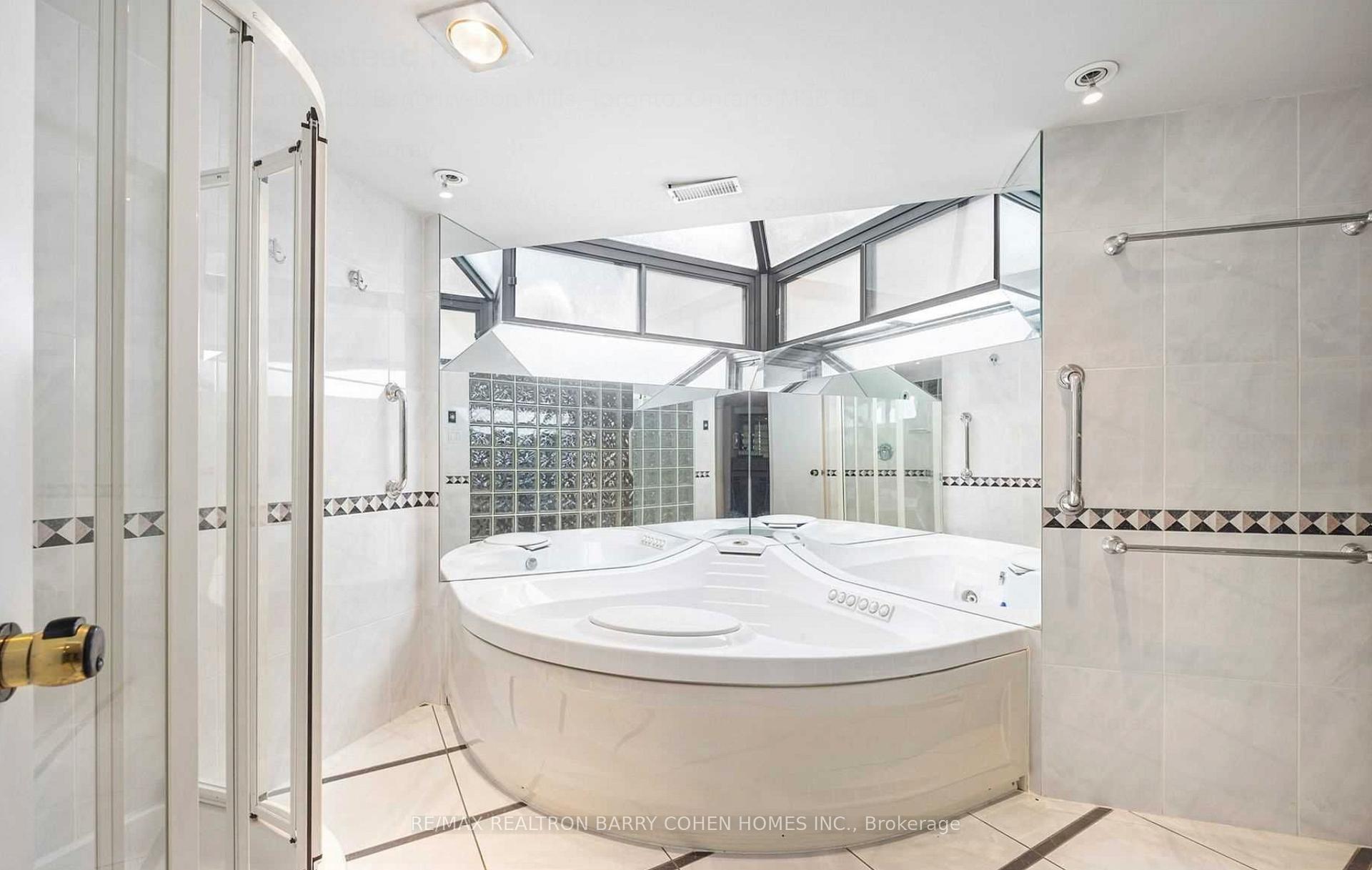 4 Chipstead Rd, Toronto, ON M3B3E6 | 4 Bedroom 5 Bathroom Detached House | Image 34