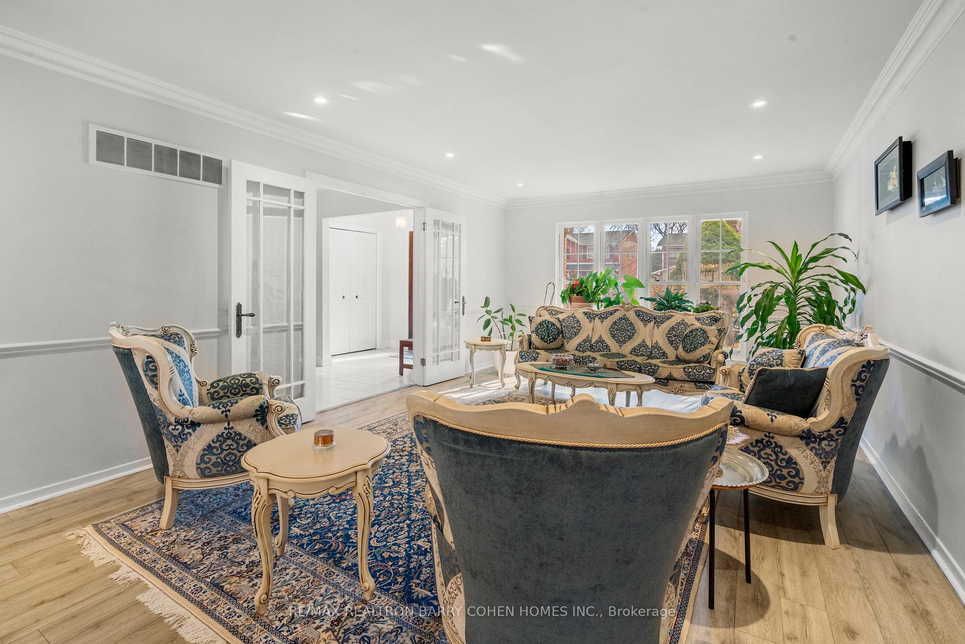 4 Chipstead Rd, Toronto, ON M3B3E6 | 4 Bedroom 5 Bathroom Detached House | Image 5