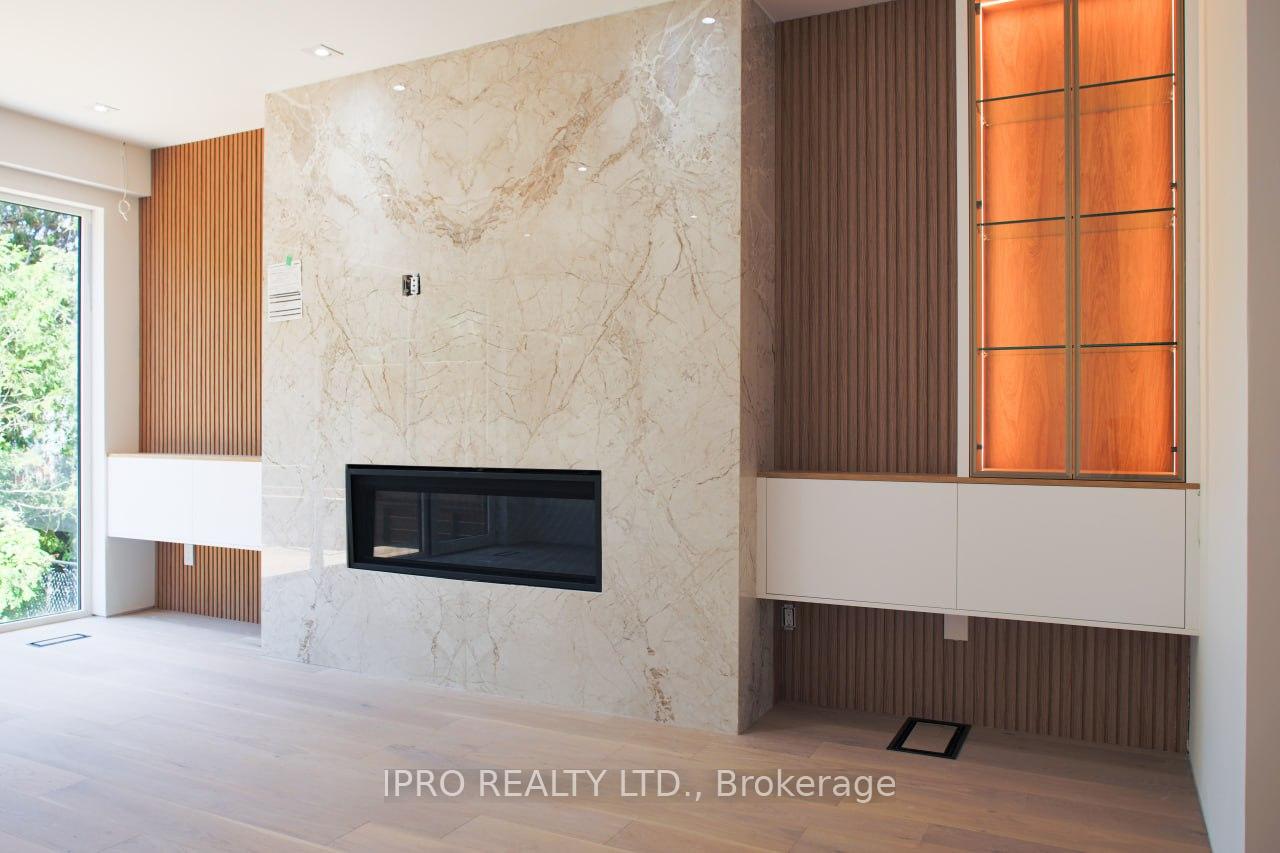 2970B Bayview Ave, Toronto, ON M2N5K7 | 4 Bedroom 5 Bathroom Detached House | Image 1