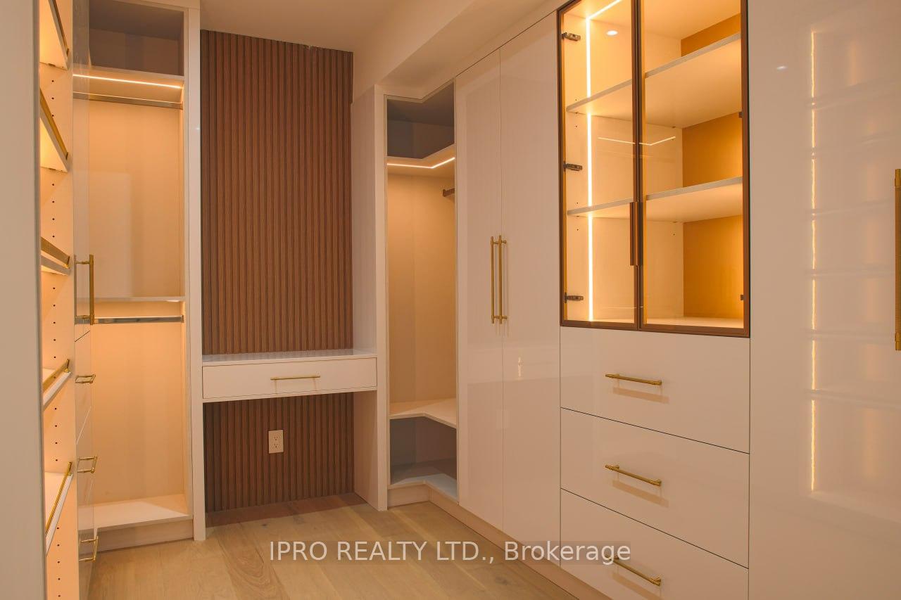 2970B Bayview Ave, Toronto, ON M2N5K7 | 4 Bedroom 5 Bathroom Detached House | Image 14