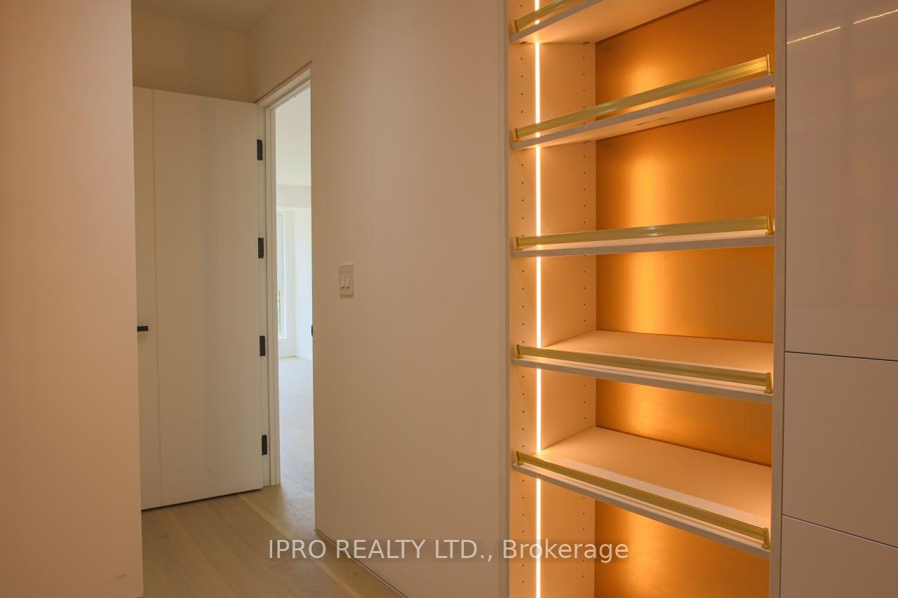 2970B Bayview Ave, Toronto, ON M2N5K7 | 4 Bedroom 5 Bathroom Detached House | Image 16