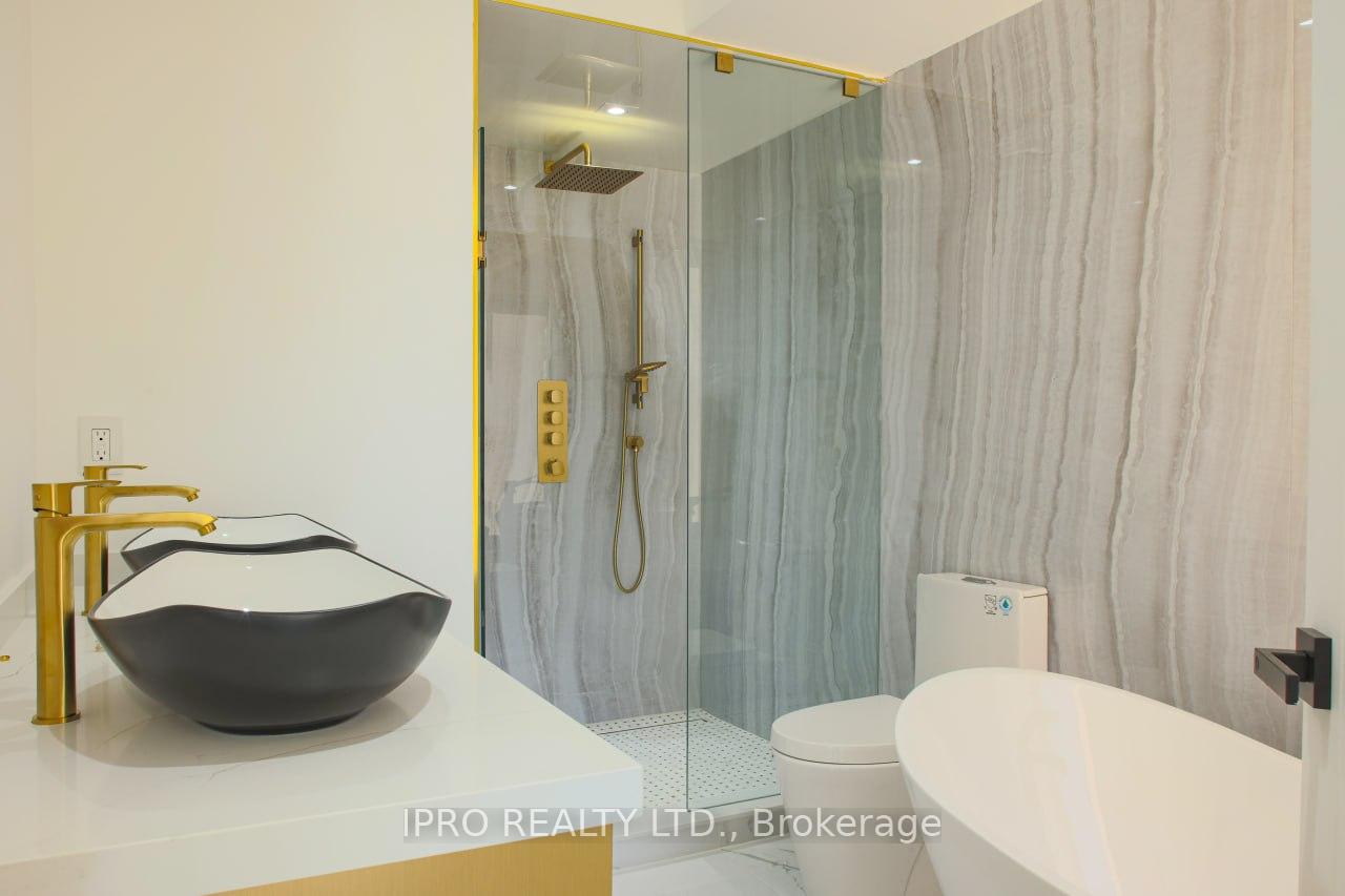 2970B Bayview Ave, Toronto, ON M2N5K7 | 4 Bedroom 5 Bathroom Detached House | Image 19