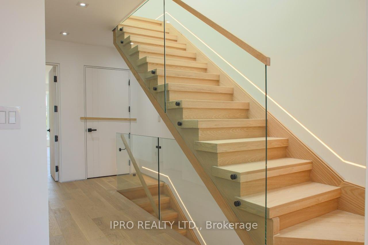 2970B Bayview Ave, Toronto, ON M2N5K7 | 4 Bedroom 5 Bathroom Detached House | Image 22