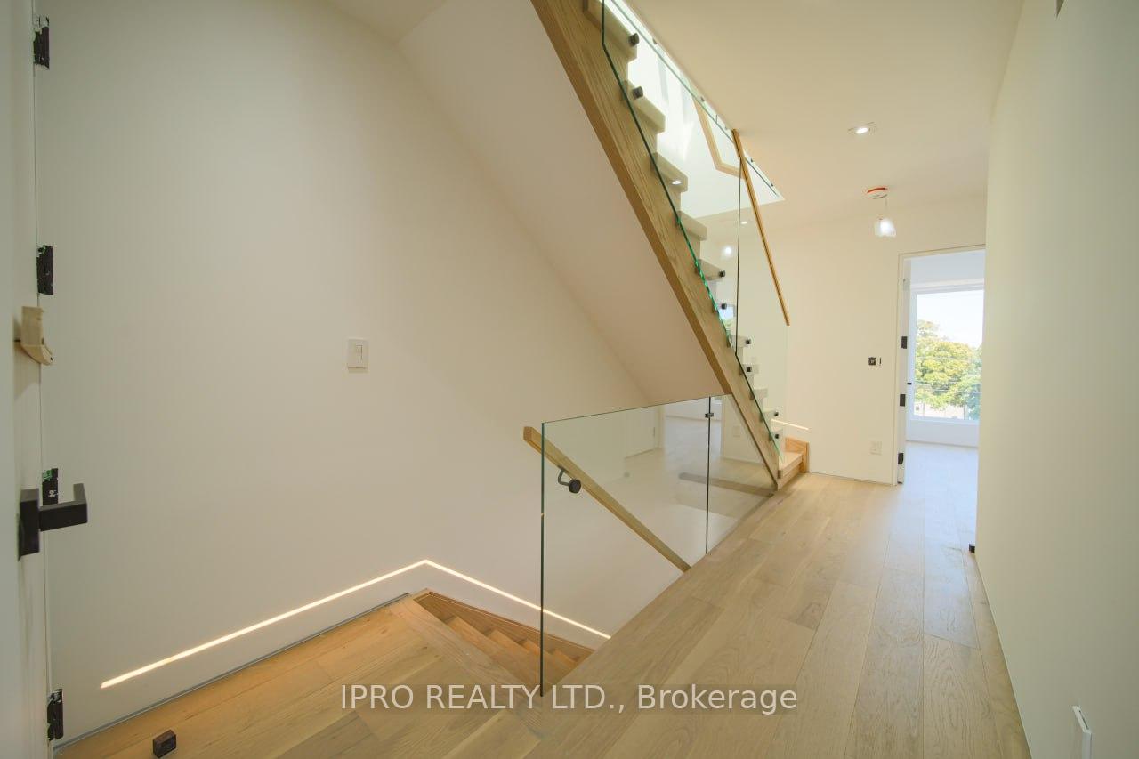 2970B Bayview Ave, Toronto, ON M2N5K7 | 4 Bedroom 5 Bathroom Detached House | Image 23