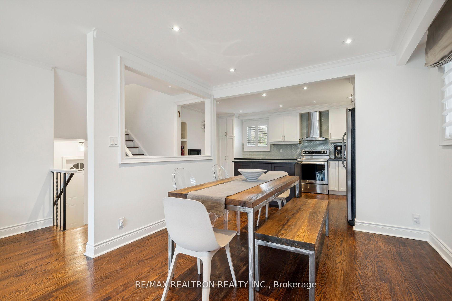 2 Norcross Rd, Toronto, ON M3H2R4 | 3 Bedroom 3 Bathroom Detached House | Image 8