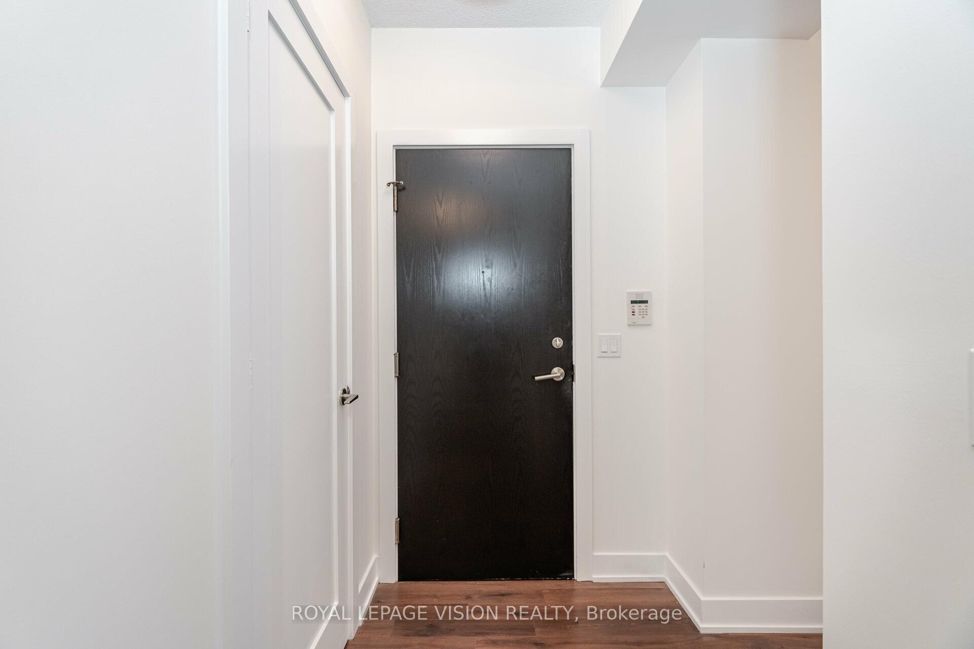 #602 - 120 Homewood Ave, Toronto, ON M4Y2J3 | 1 Bedroom 1 Bathroom Condo Apt | Image 9