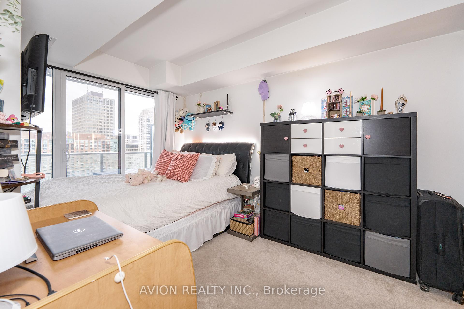 #1112 - 501 yonge St, Toronto, ON M4Y0G8 | 3 Bedroom 2 Bathroom Condo Apt | Image 6