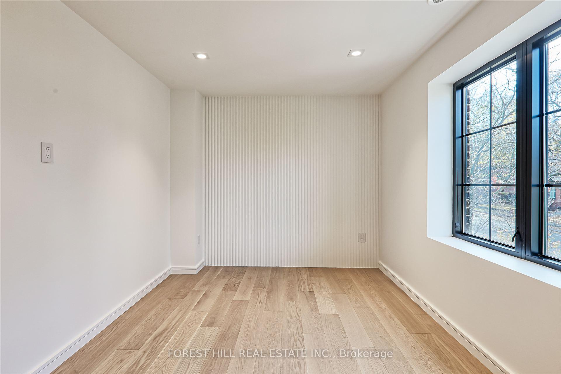 127 Welland Ave, Toronto, ON M4T2J4 | 4 Bedroom 5 Bathroom Detached House | Image 23