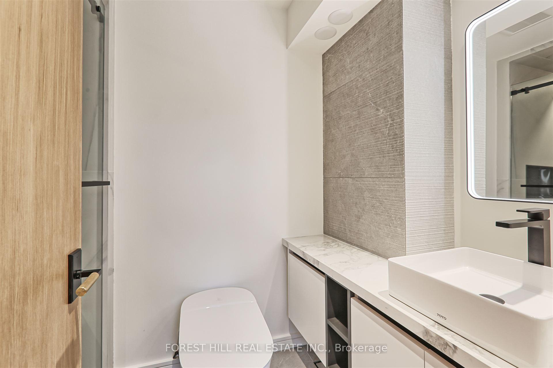 127 Welland Ave, Toronto, ON M4T2J4 | 4 Bedroom 5 Bathroom Detached House | Image 24