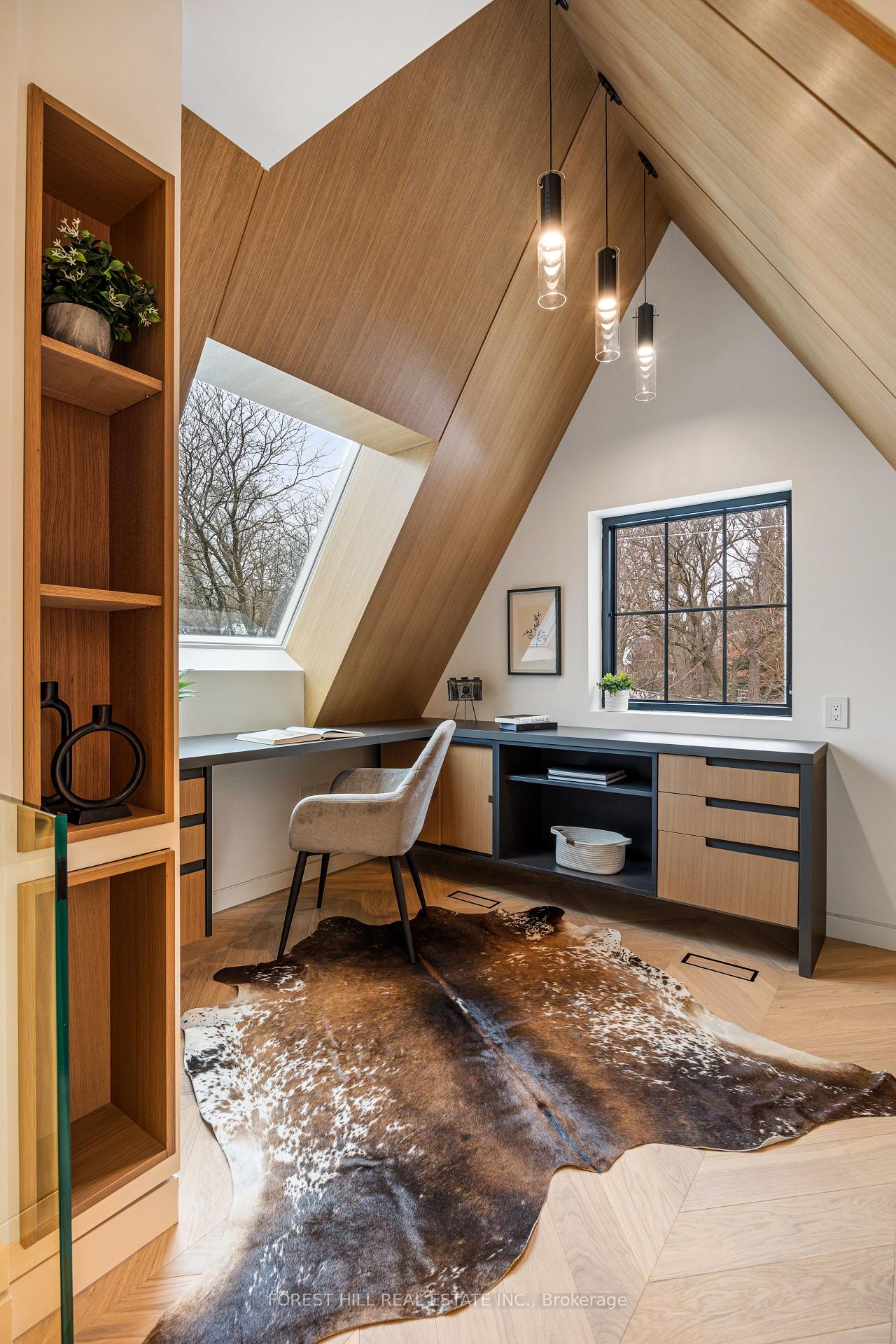 127 Welland Ave, Toronto, ON M4T2J4 | 4 Bedroom 5 Bathroom Detached House | Image 27