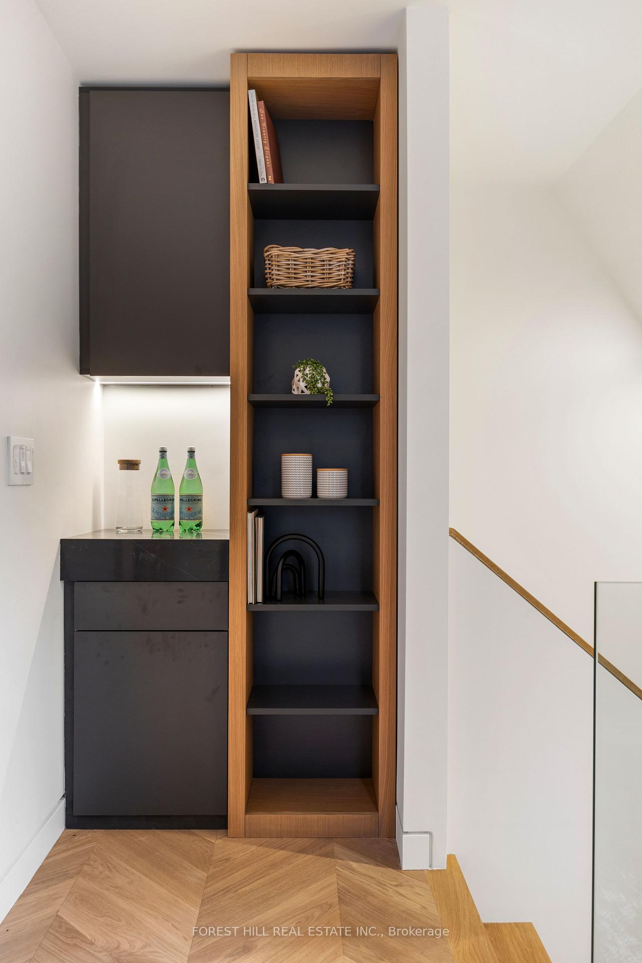 127 Welland Ave, Toronto, ON M4T2J4 | 4 Bedroom 5 Bathroom Detached House | Image 28