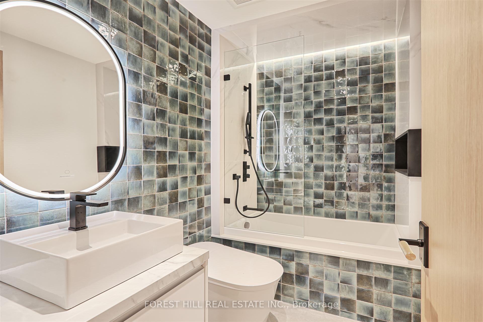 127 Welland Ave, Toronto, ON M4T2J4 | 4 Bedroom 5 Bathroom Detached House | Image 30