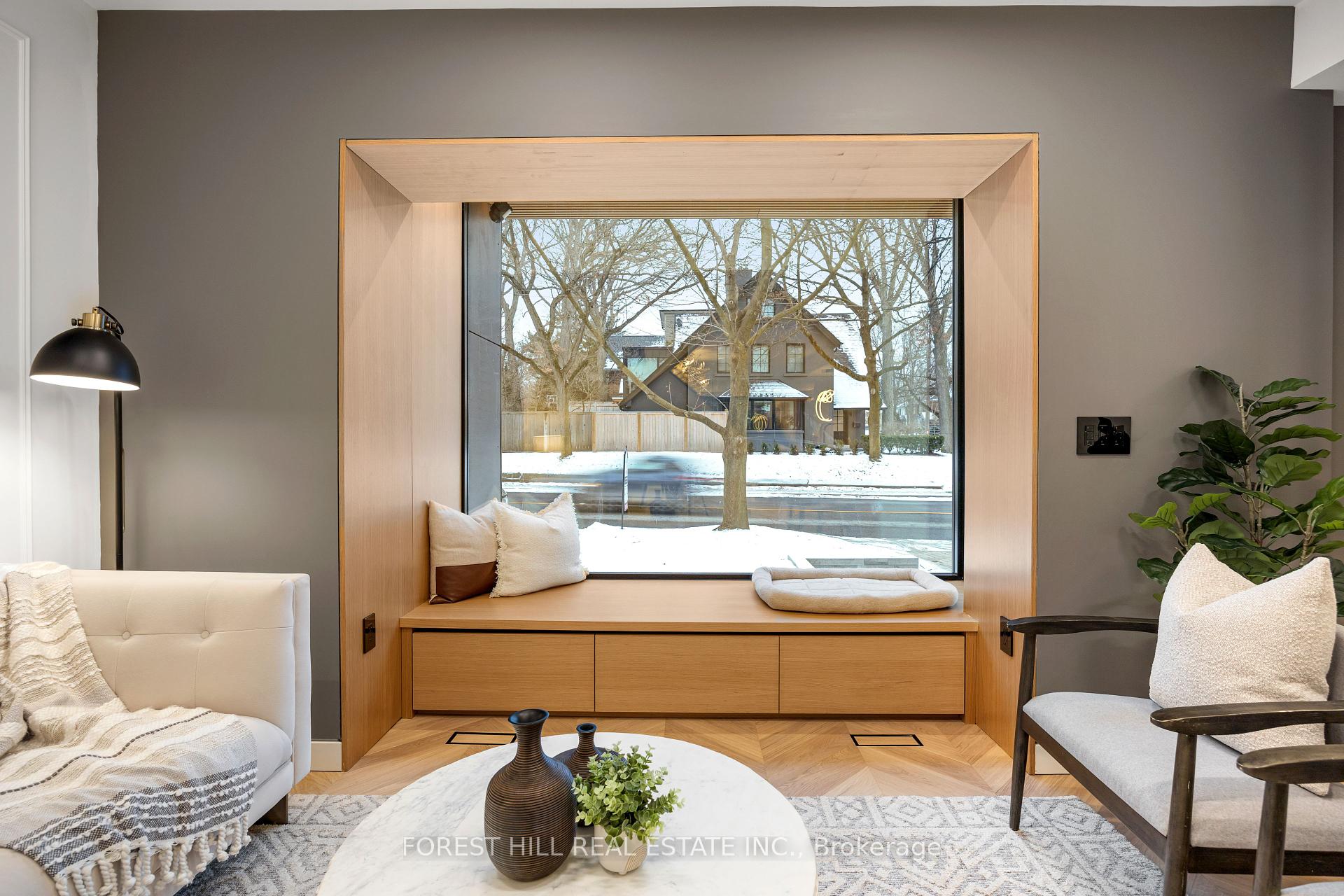 127 Welland Ave, Toronto, ON M4T2J4 | 4 Bedroom 5 Bathroom Detached House | Image 4