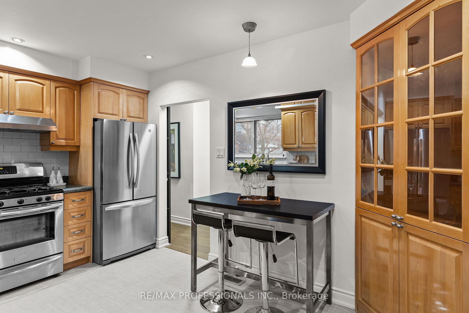 24 Skelmore Cres, Toronto, ON M3A2G8 | 3 Bedroom 3 Bathroom Detached House | Image 14