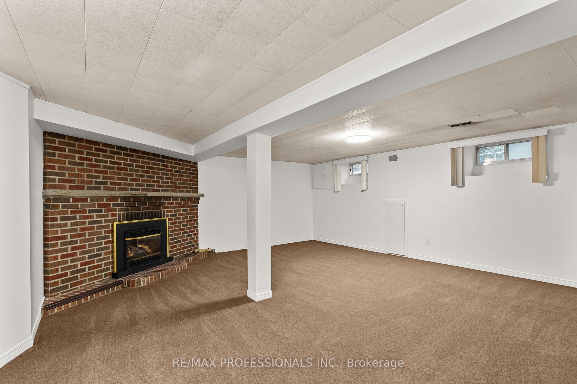 24 Skelmore Cres, Toronto, ON M3A2G8 | 3 Bedroom 3 Bathroom Detached House | Image 28