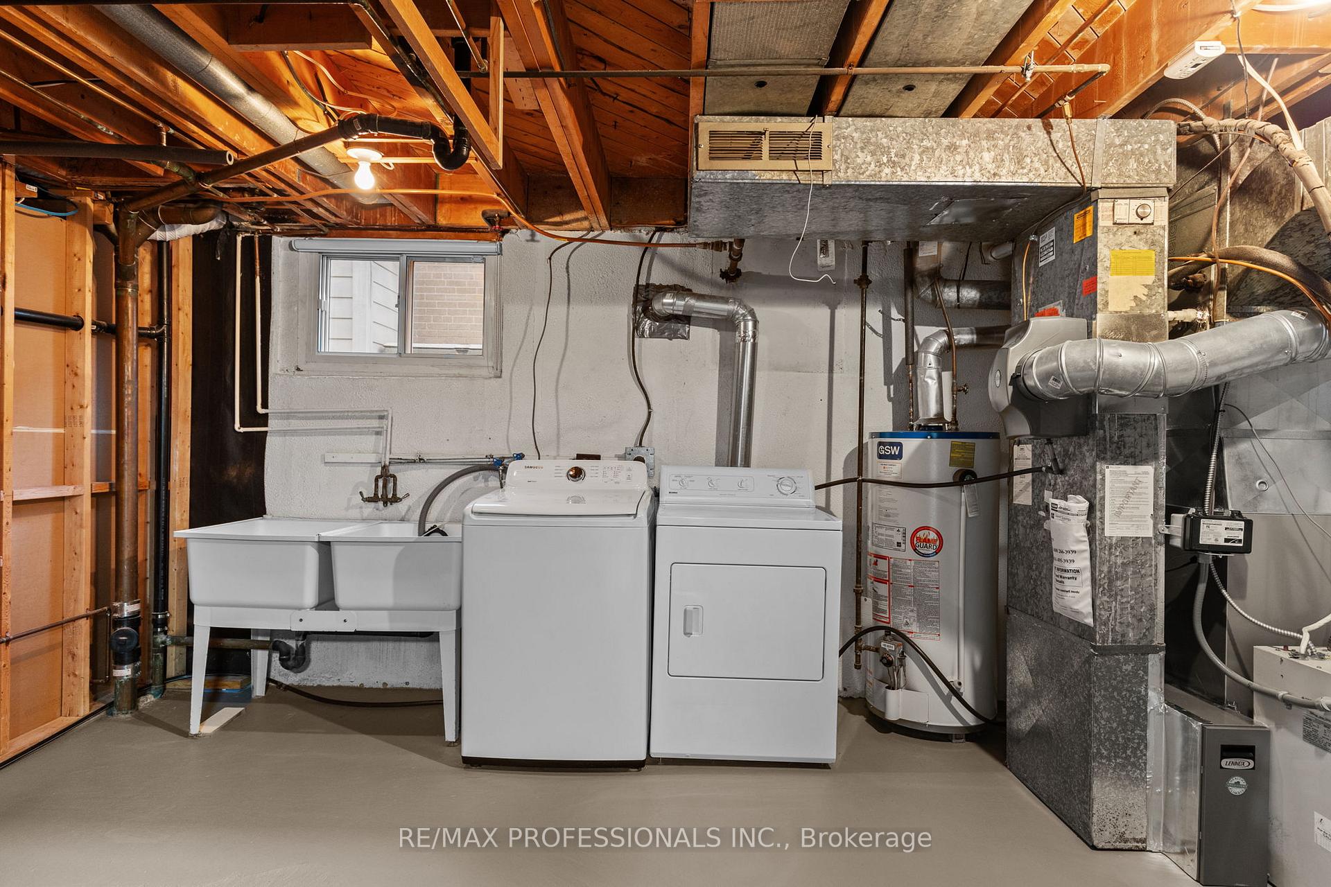 24 Skelmore Cres, Toronto, ON M3A2G8 | 3 Bedroom 3 Bathroom Detached House | Image 33