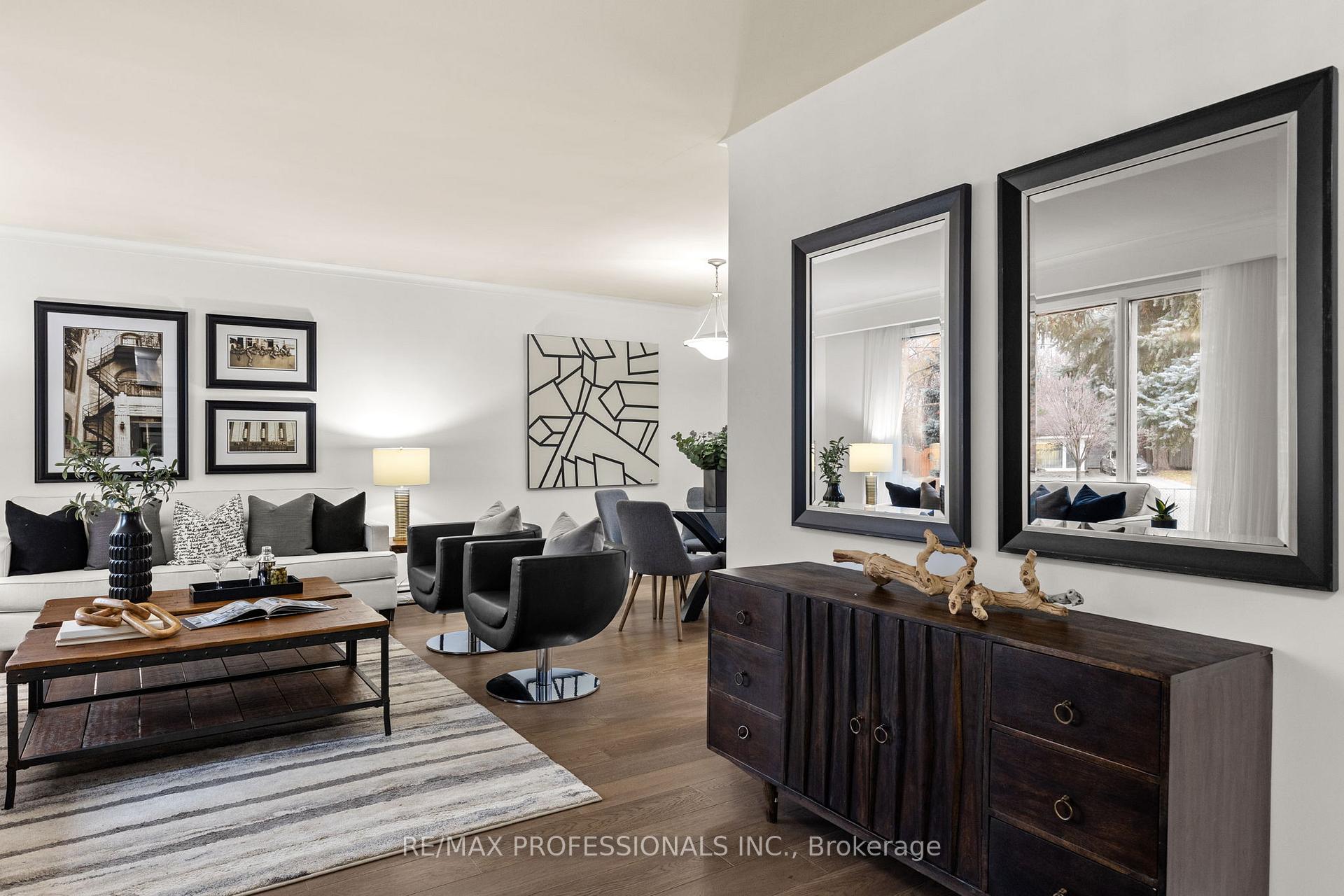 24 Skelmore Cres, Toronto, ON M3A2G8 | 3 Bedroom 3 Bathroom Detached House | Image 5