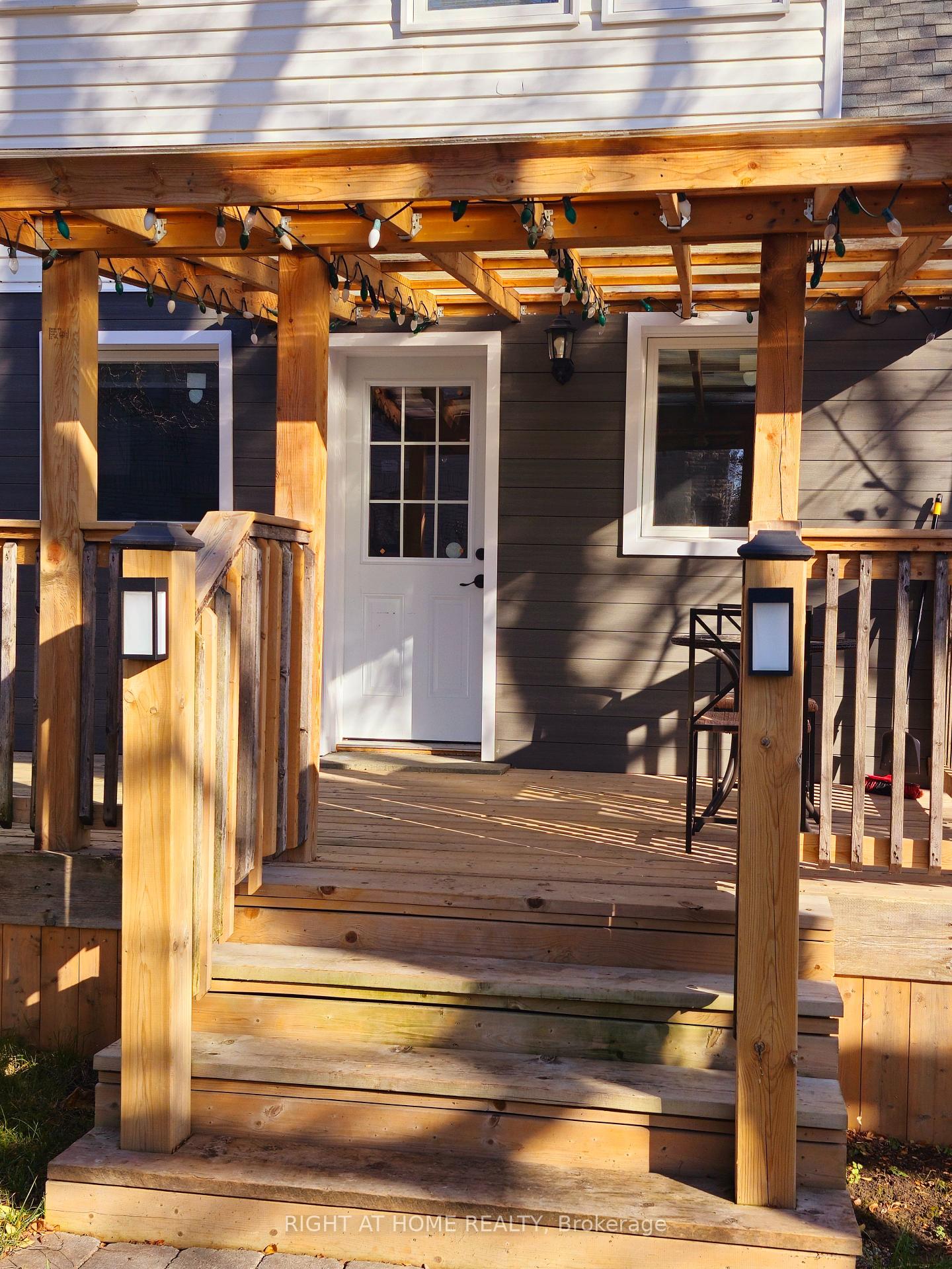 310 Senlac Rd, Toronto, ON M2R1R1 | 3 Bedroom 3 Bathroom Detached House | Image 12