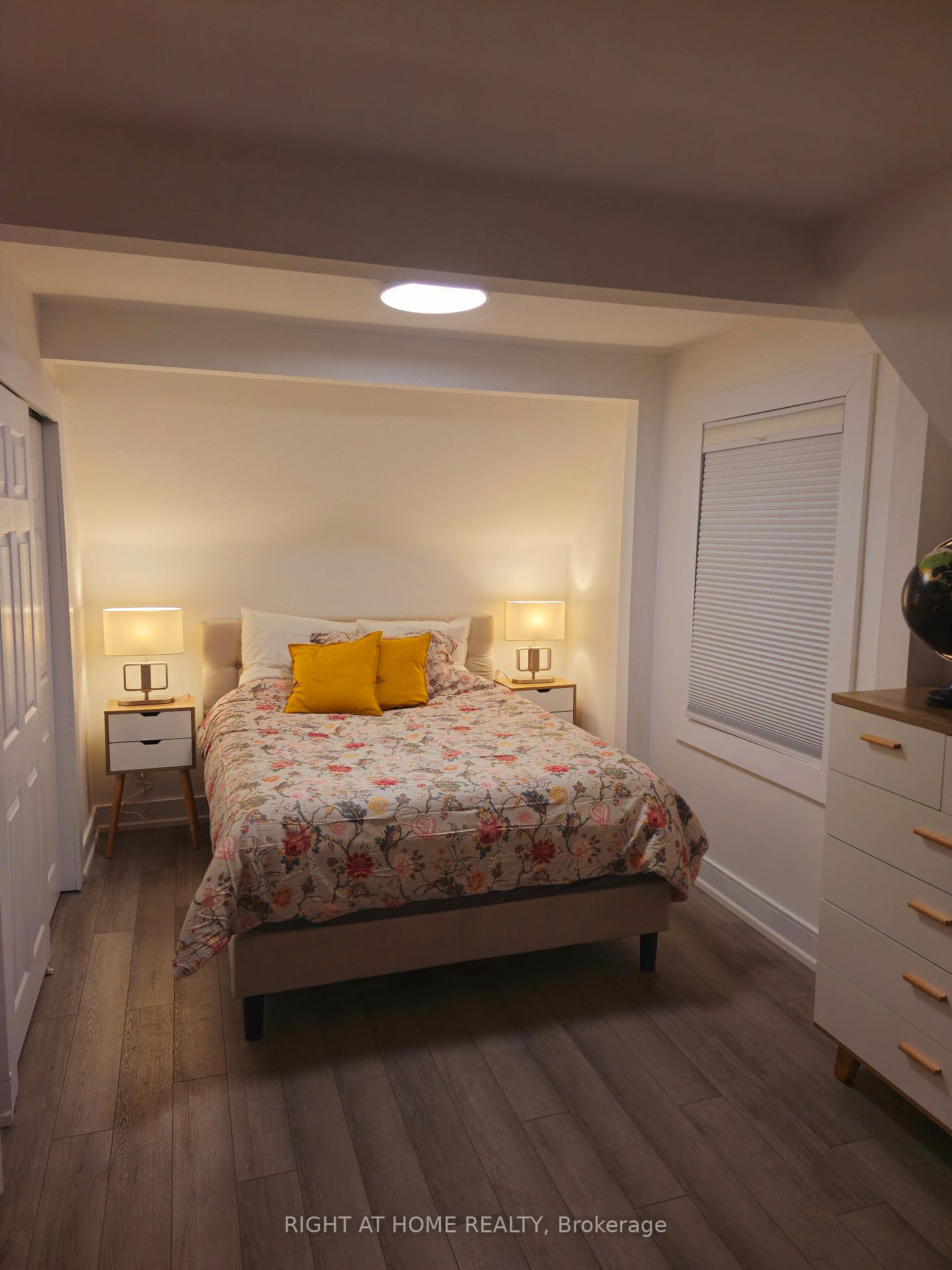 310 Senlac Rd, Toronto, ON M2R1R1 | 3 Bedroom 3 Bathroom Detached House | Image 20